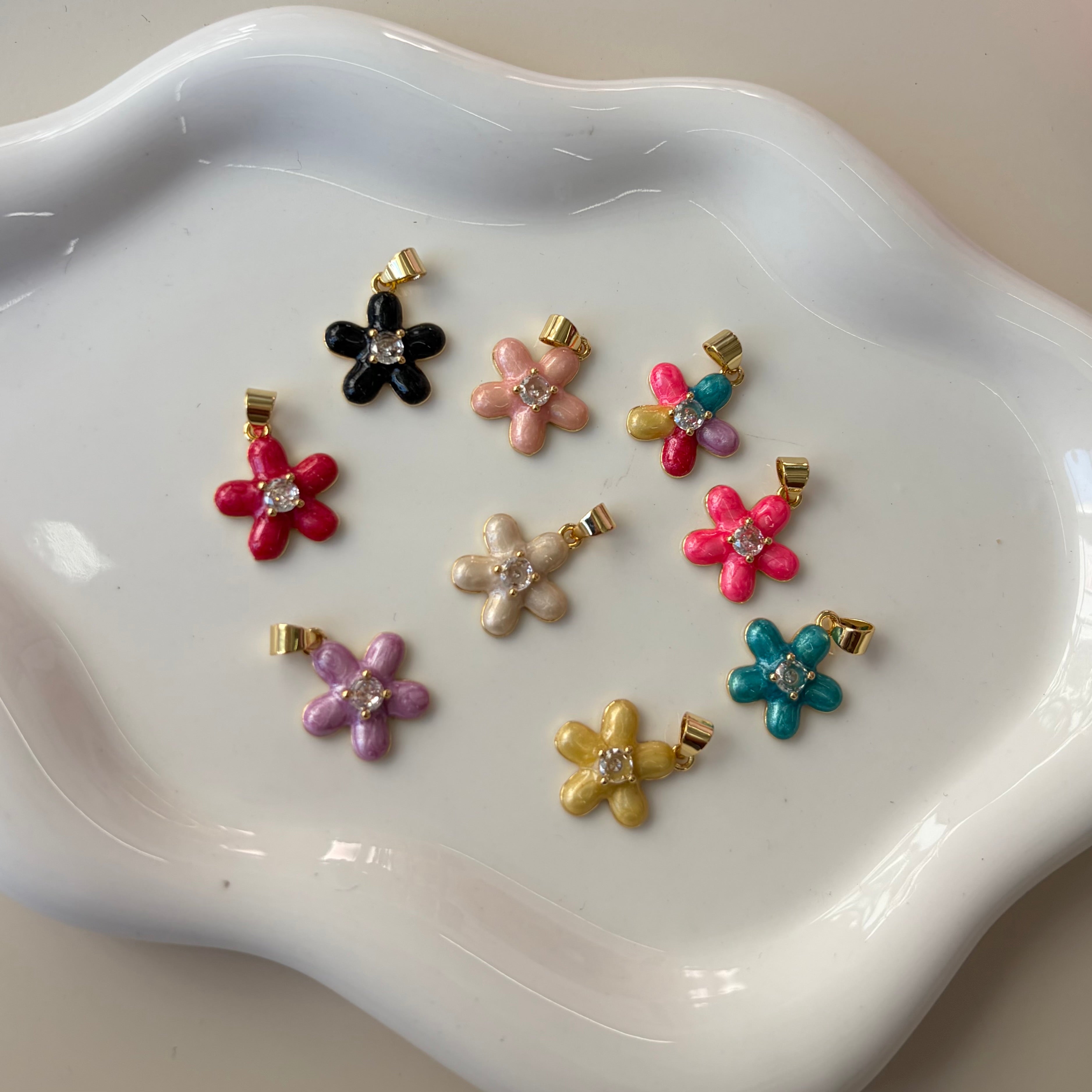Flower Color Charm