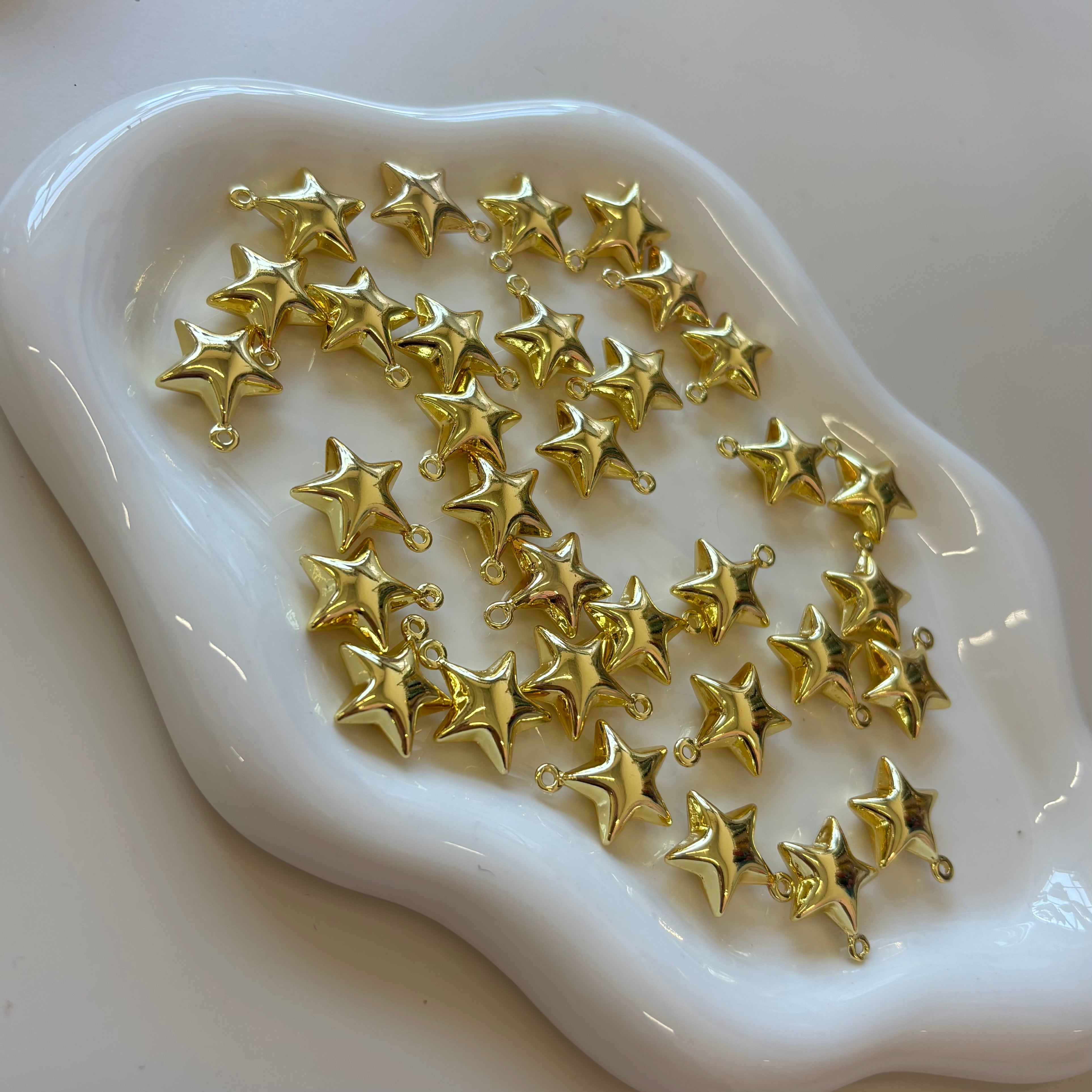 Star Puffed Charm