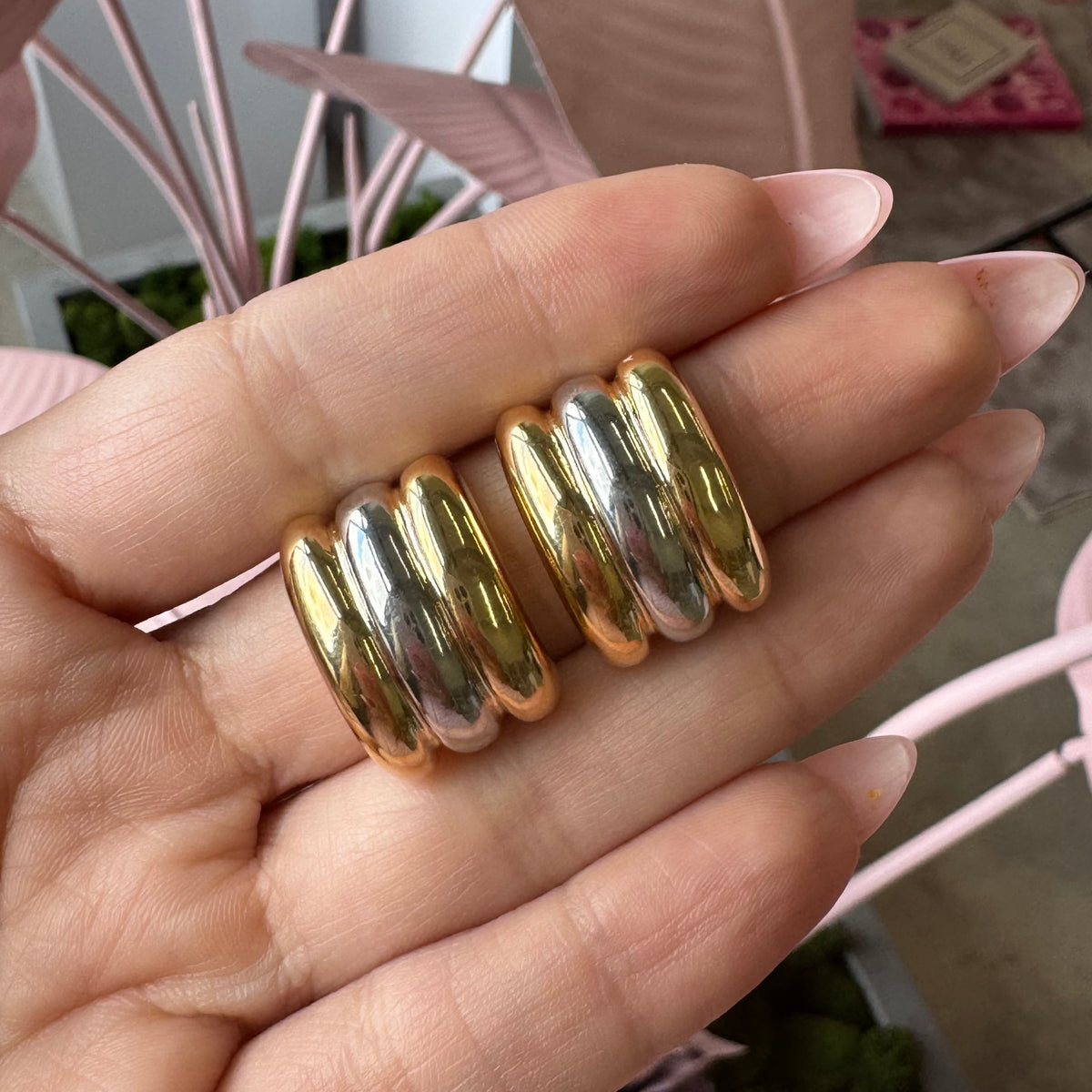 Puffed Lines Earrings