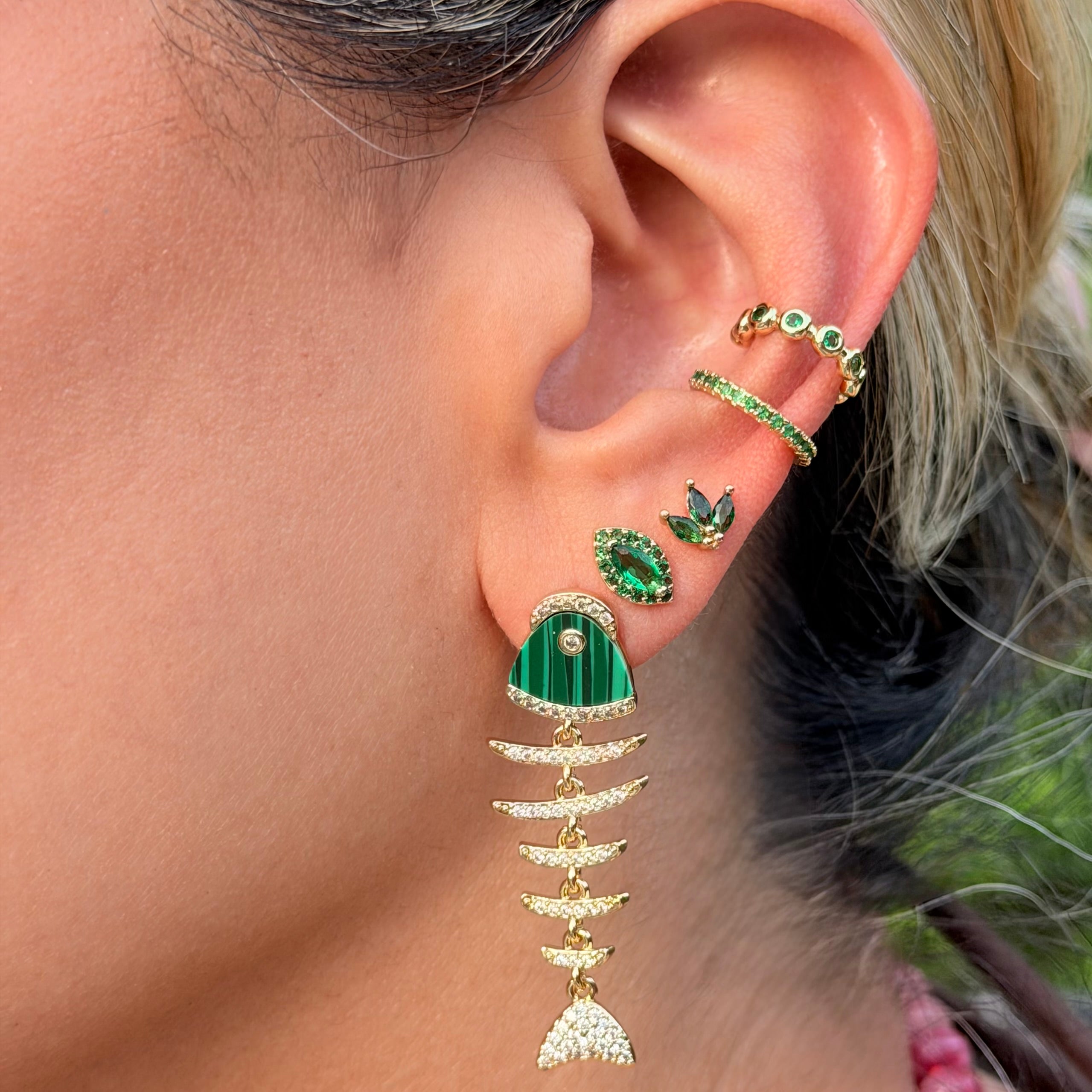 Isla Fishbone Earrings