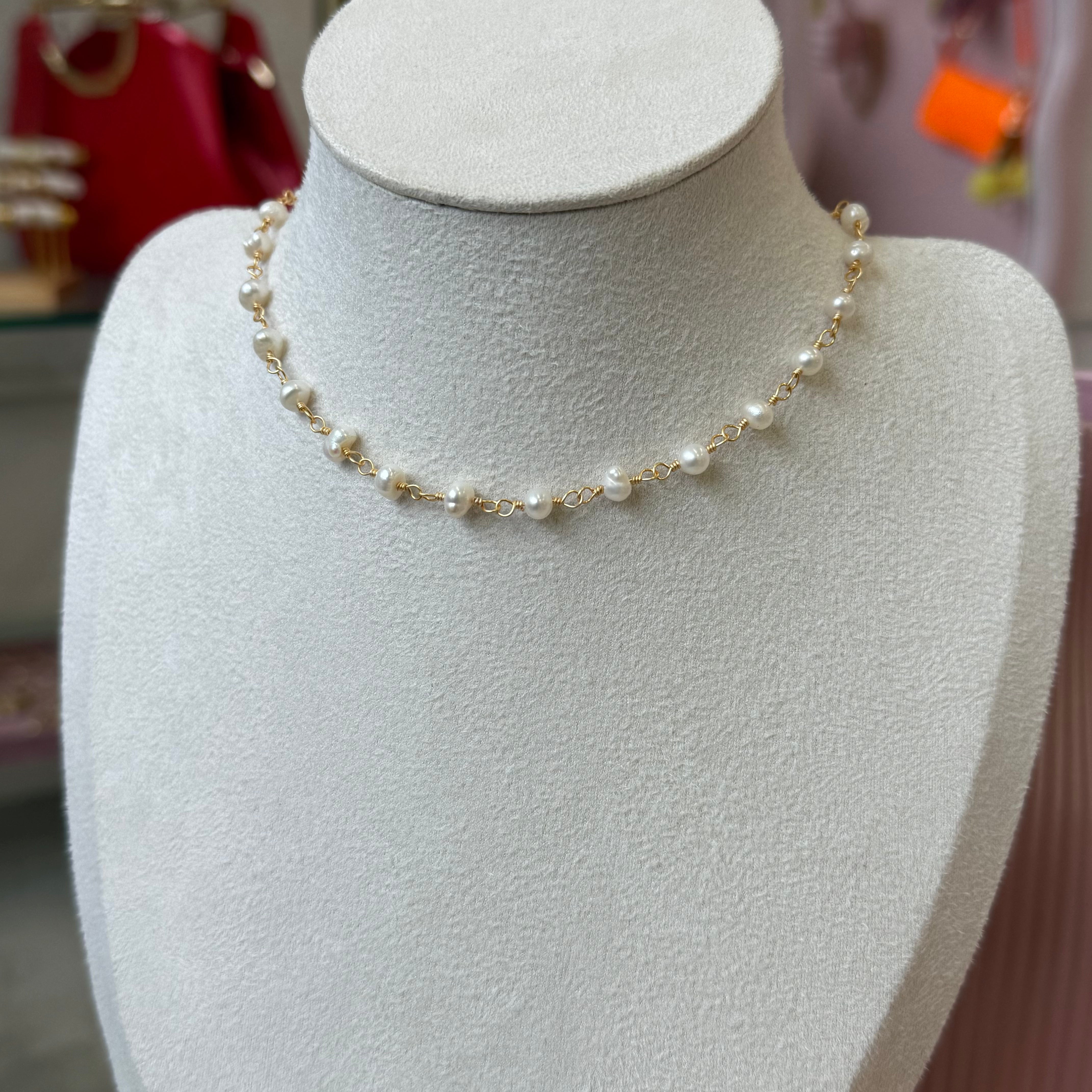 Coastline Layer pearl Necklace Collection