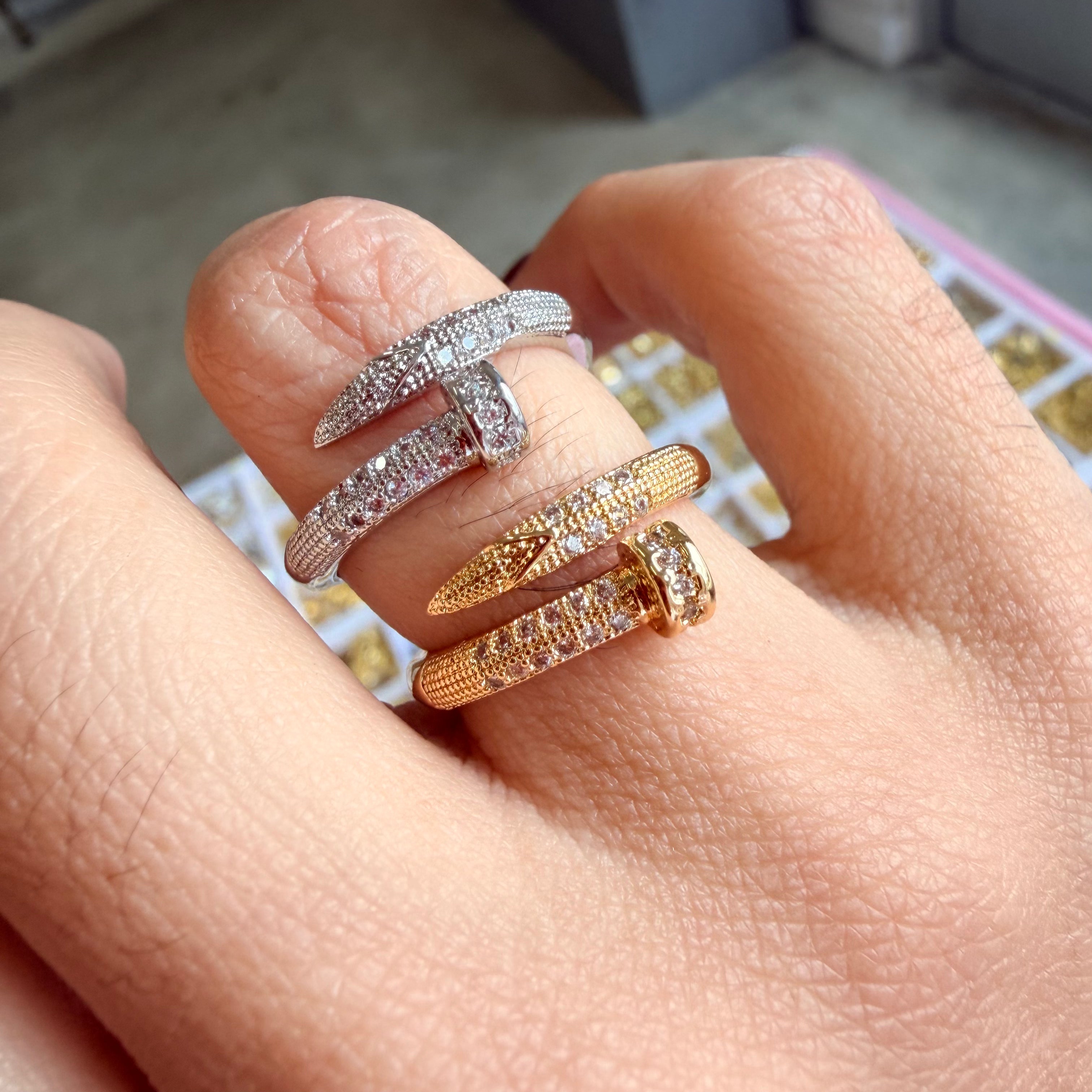 Nail Luxe Ring