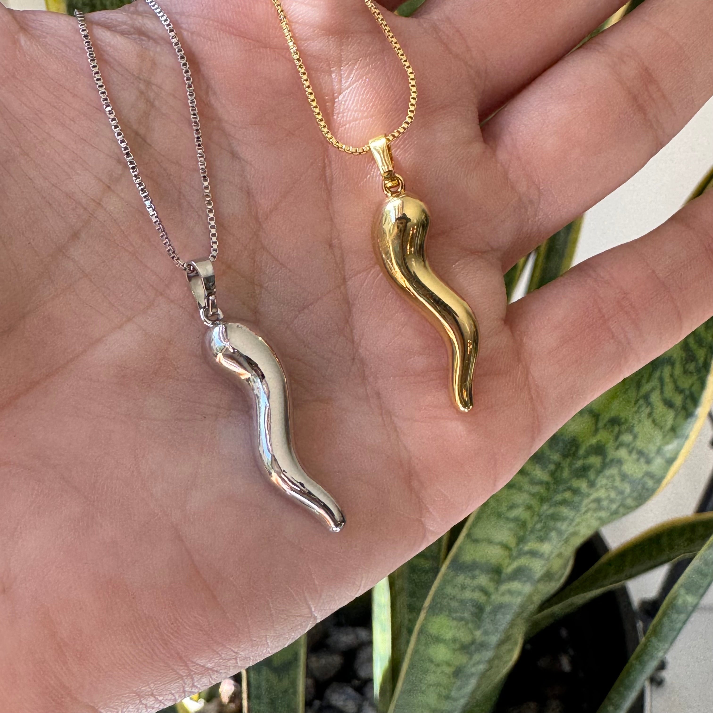 Lucky Corno Charm