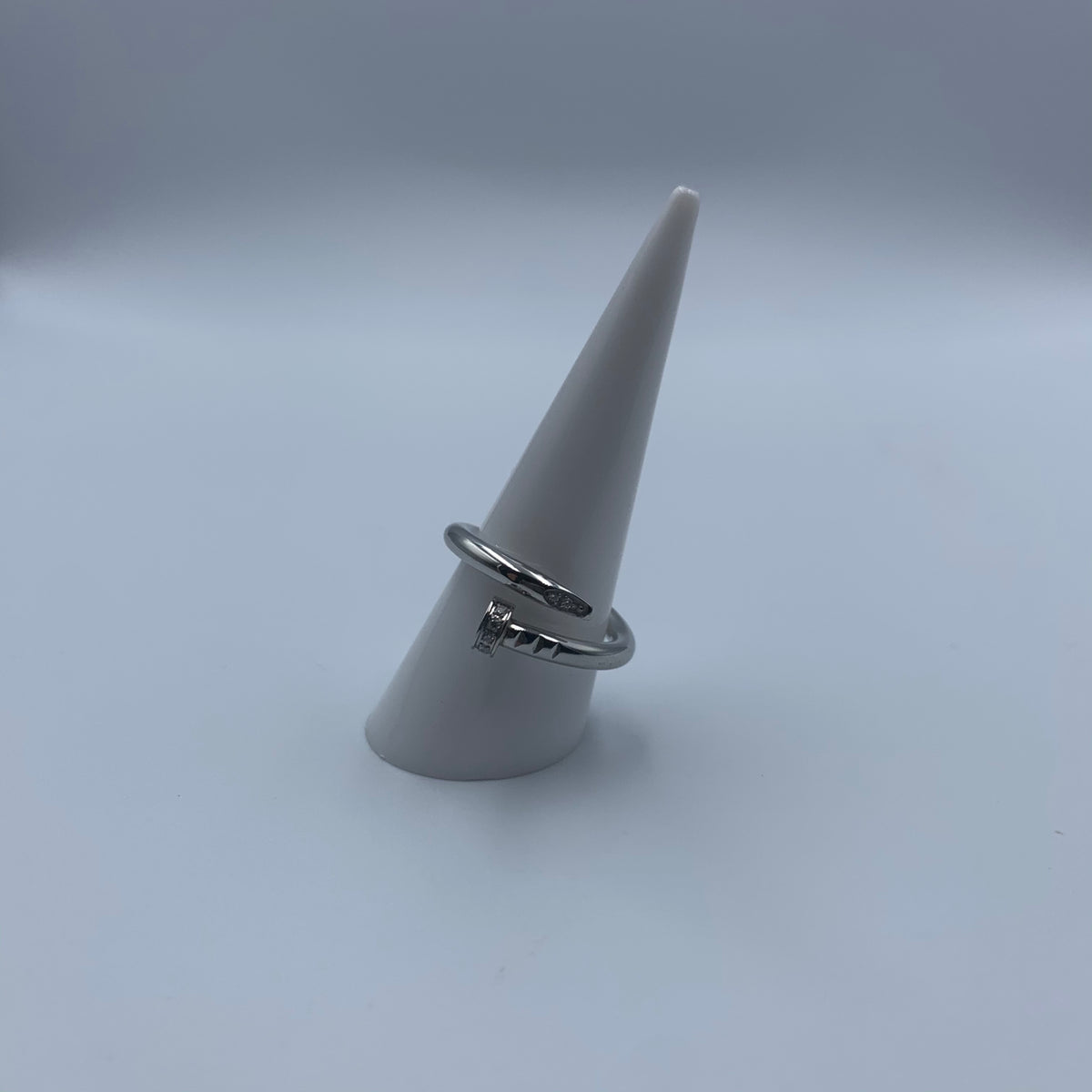 Nail Ring