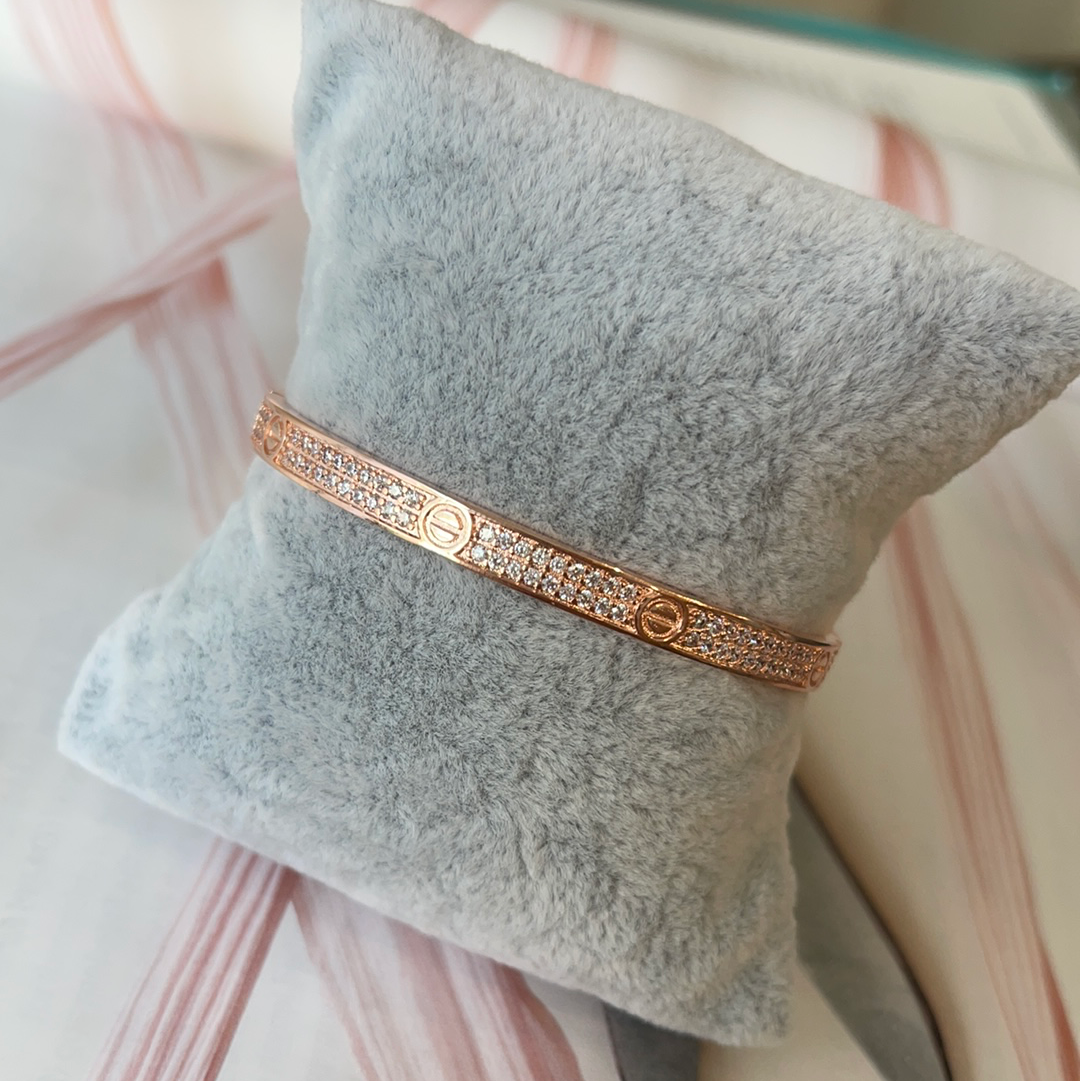 Screw Full Zirconium bangle