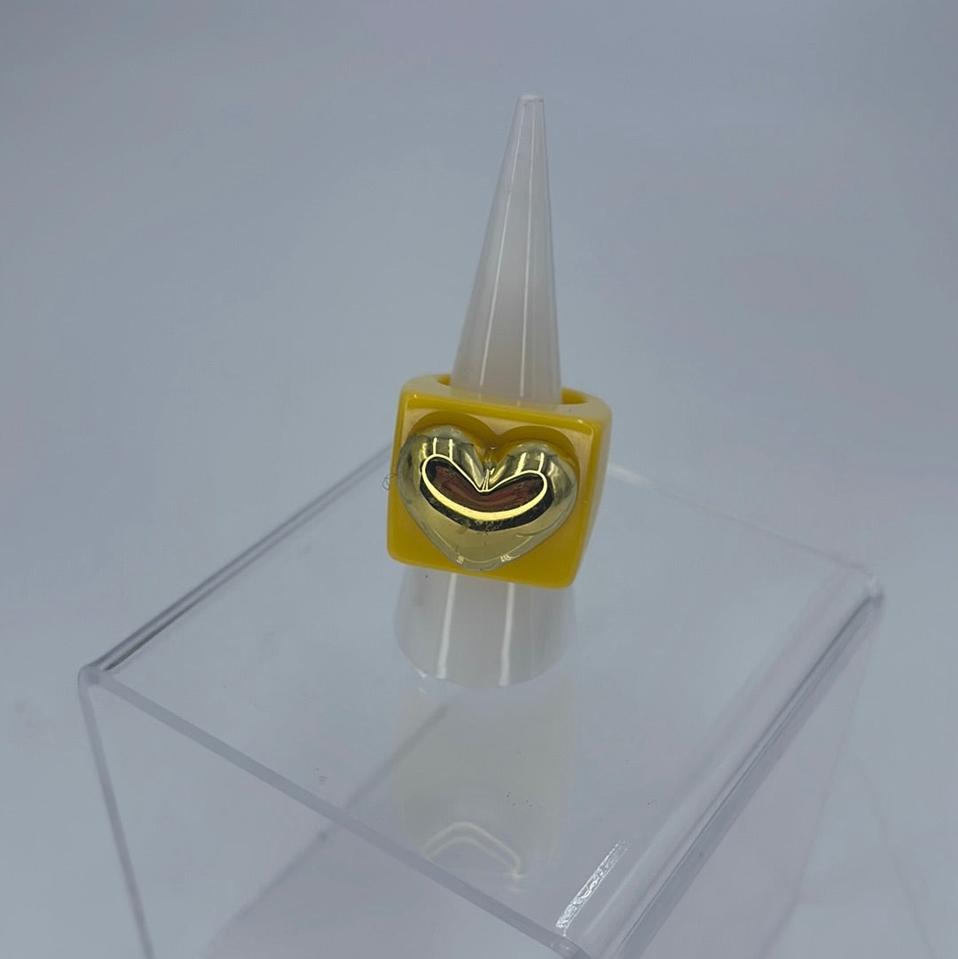 Big Heart Plastic Chunky Rings