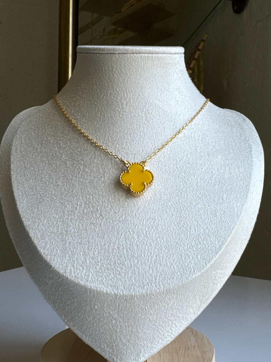 Single Clover Necklace