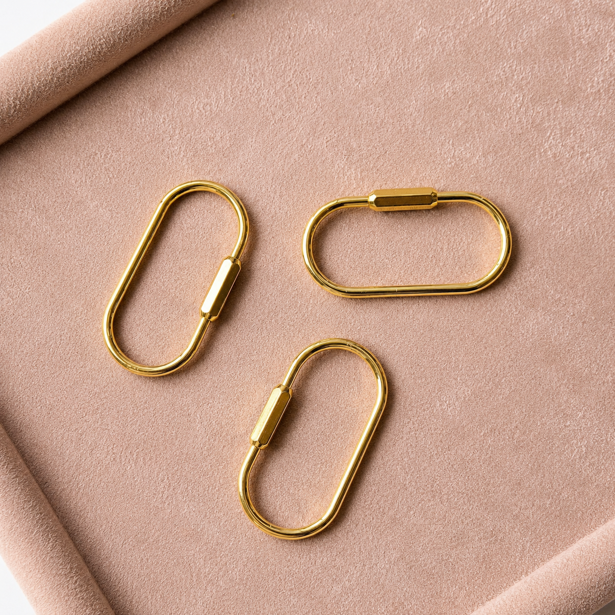 Oval Luxe Keychain Connector