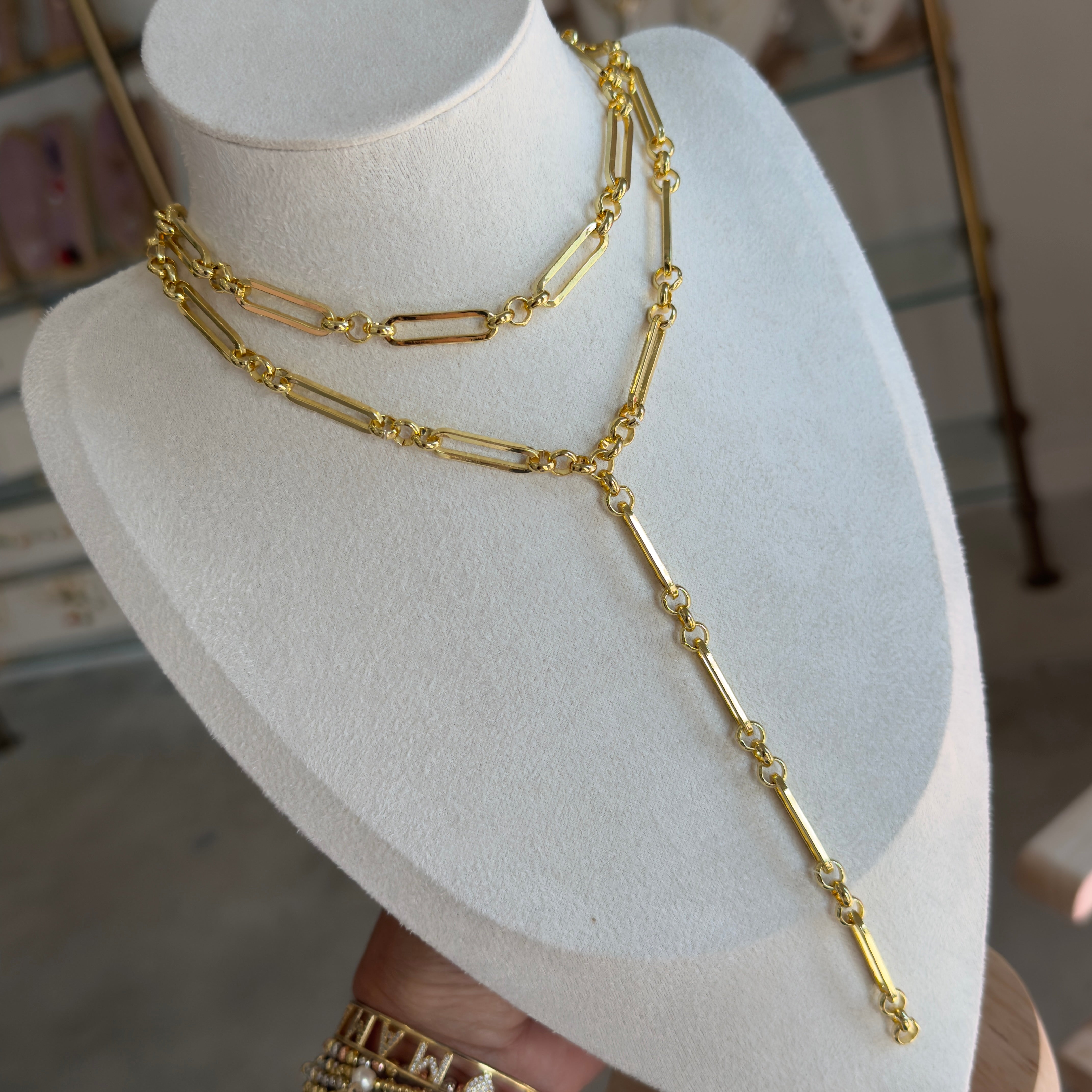 Oval Loop Link Necklace
