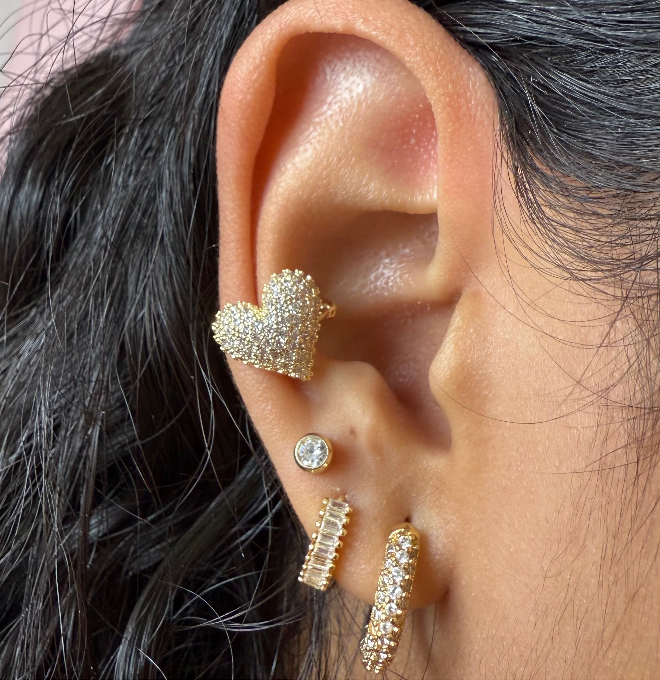 Puffed Heart Earcuff