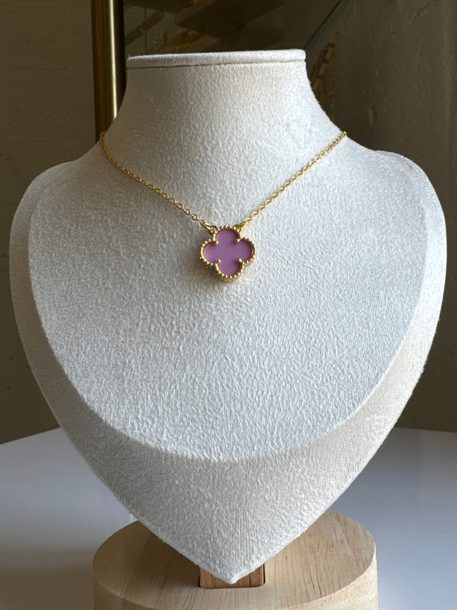 Single Clover Necklace