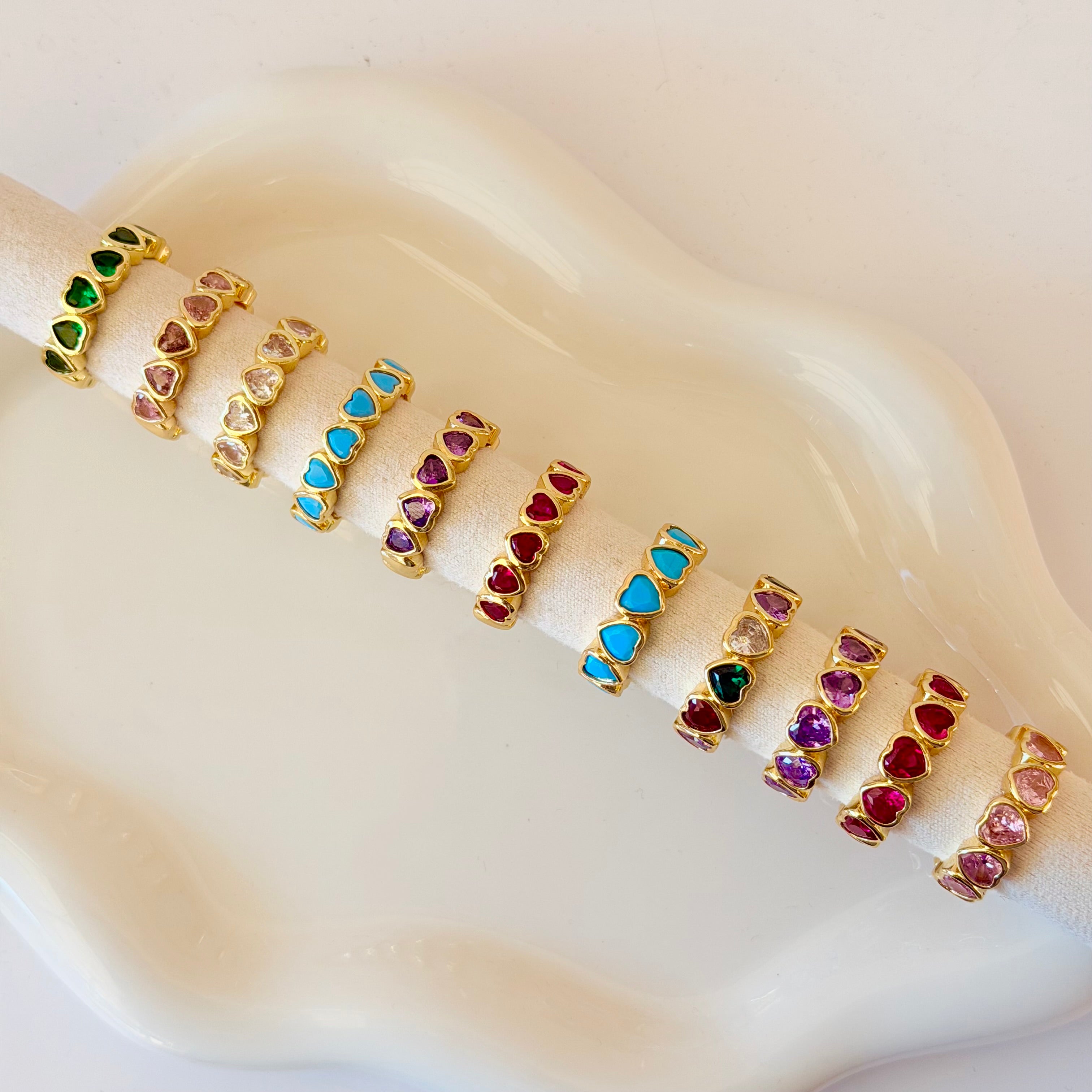 Line Crystal Hearts Ring