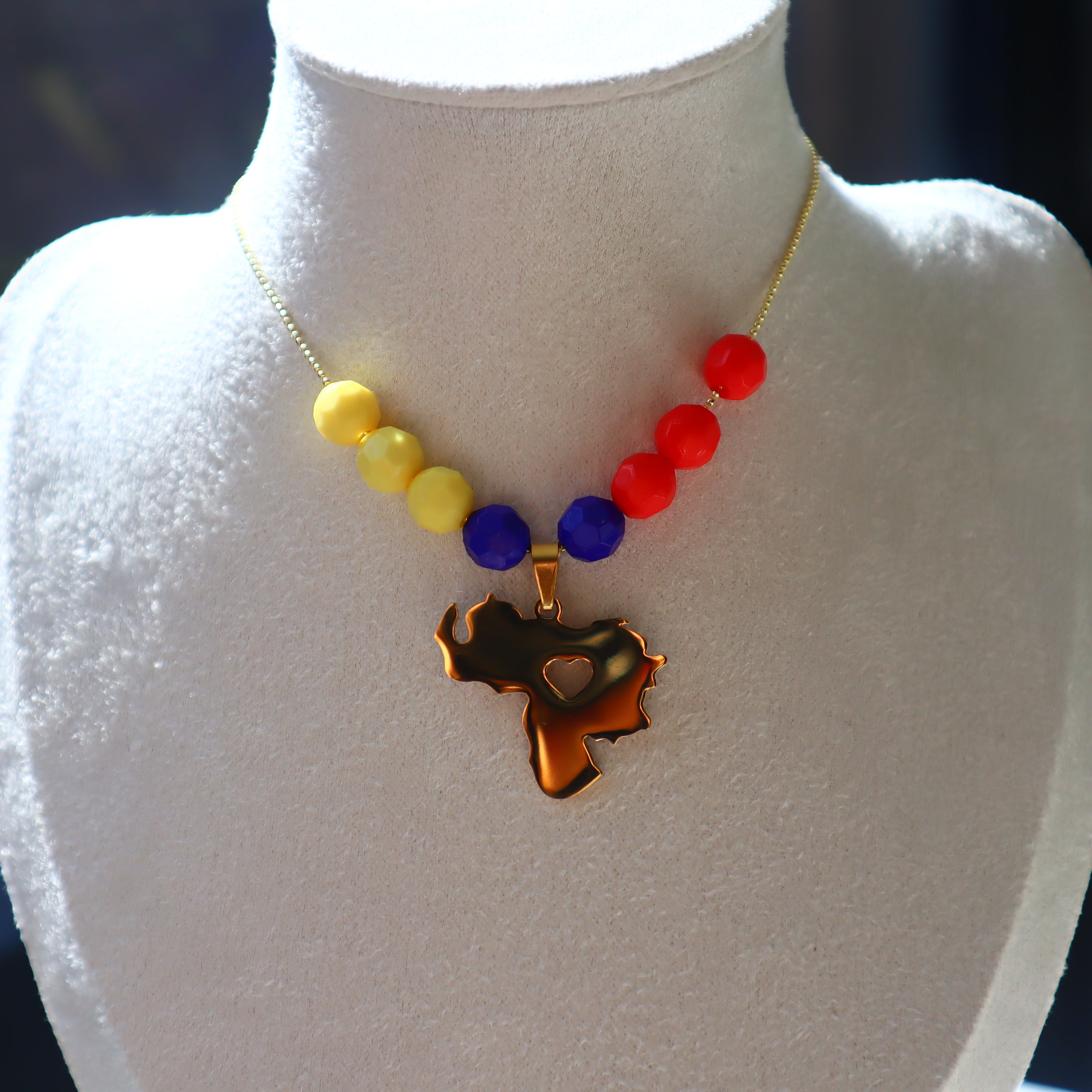 Tri Color Big Canutillo Necklace