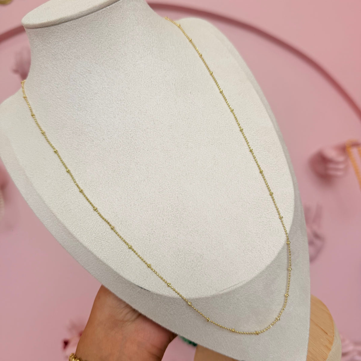 Signature Long Chain Collection