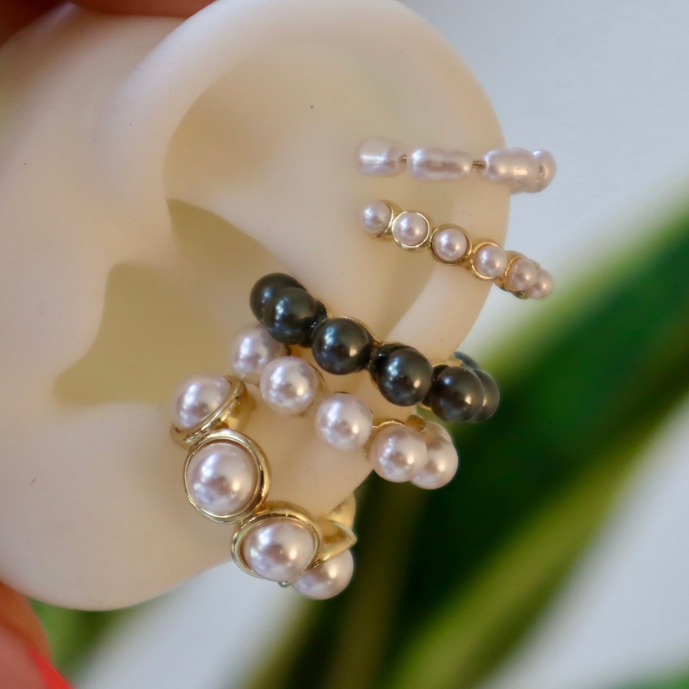 Pearl Line Earcuff