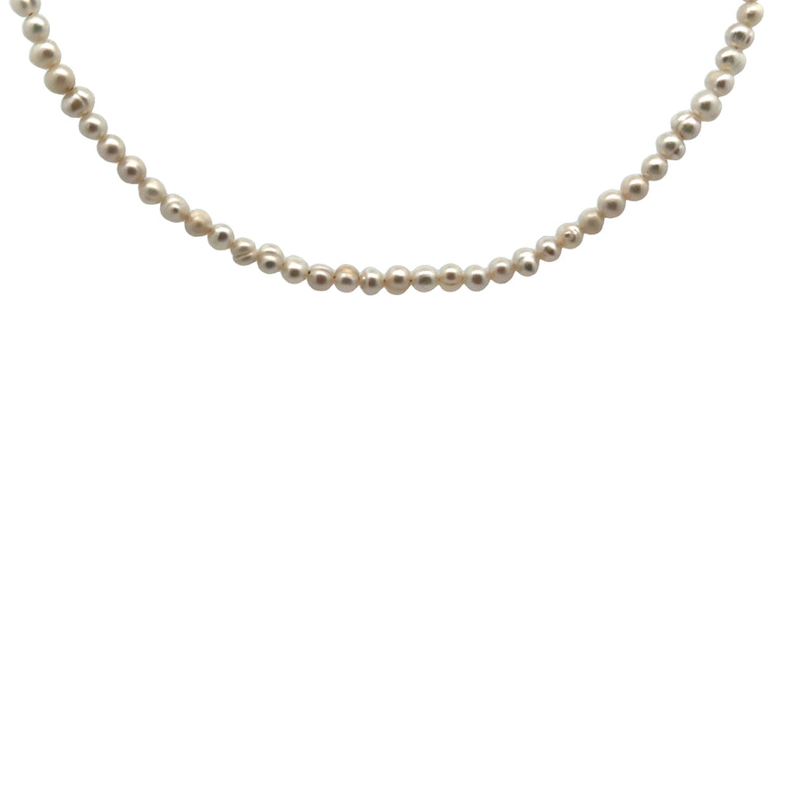 Pearl Basic Necklace