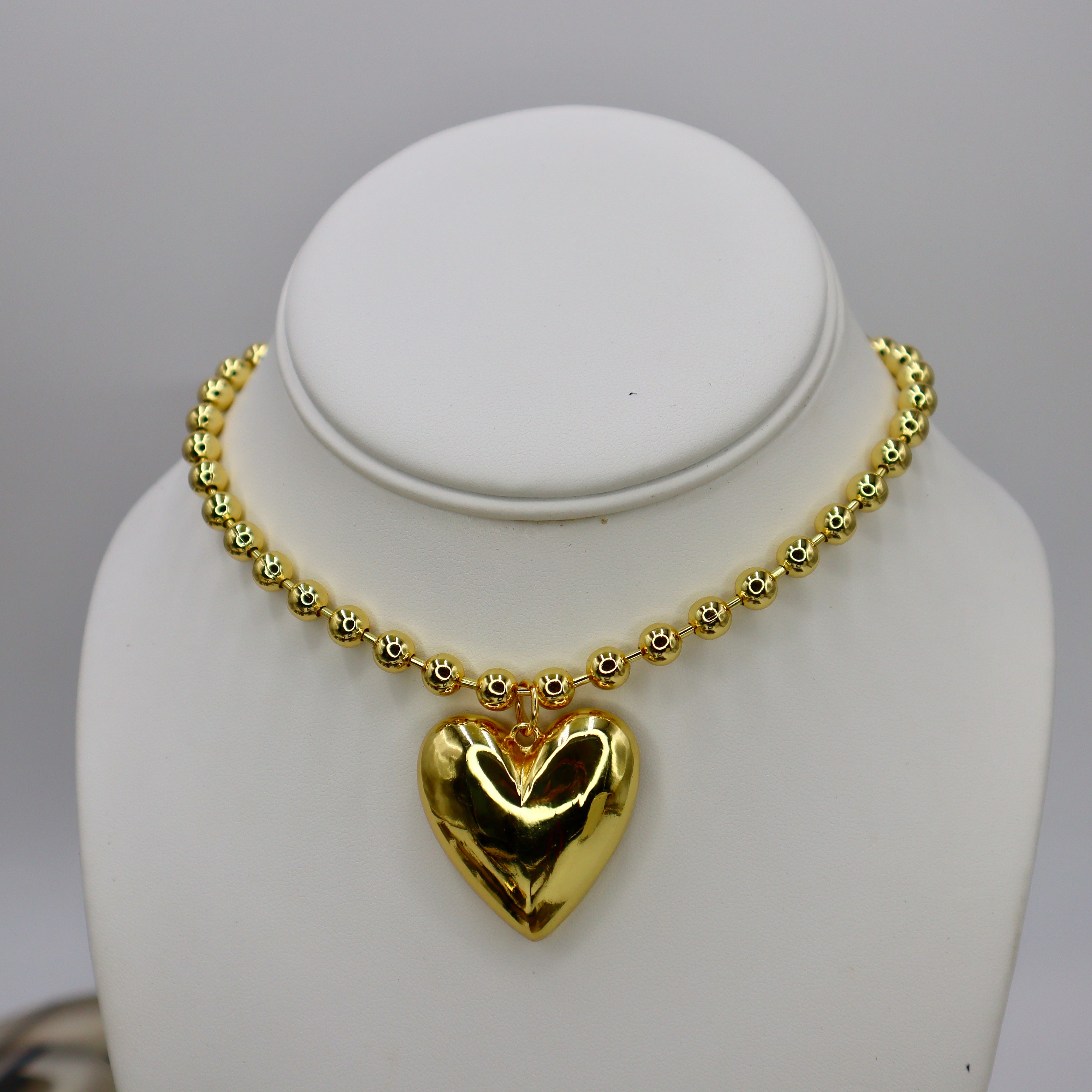 Chunky Heart Beads Necklace