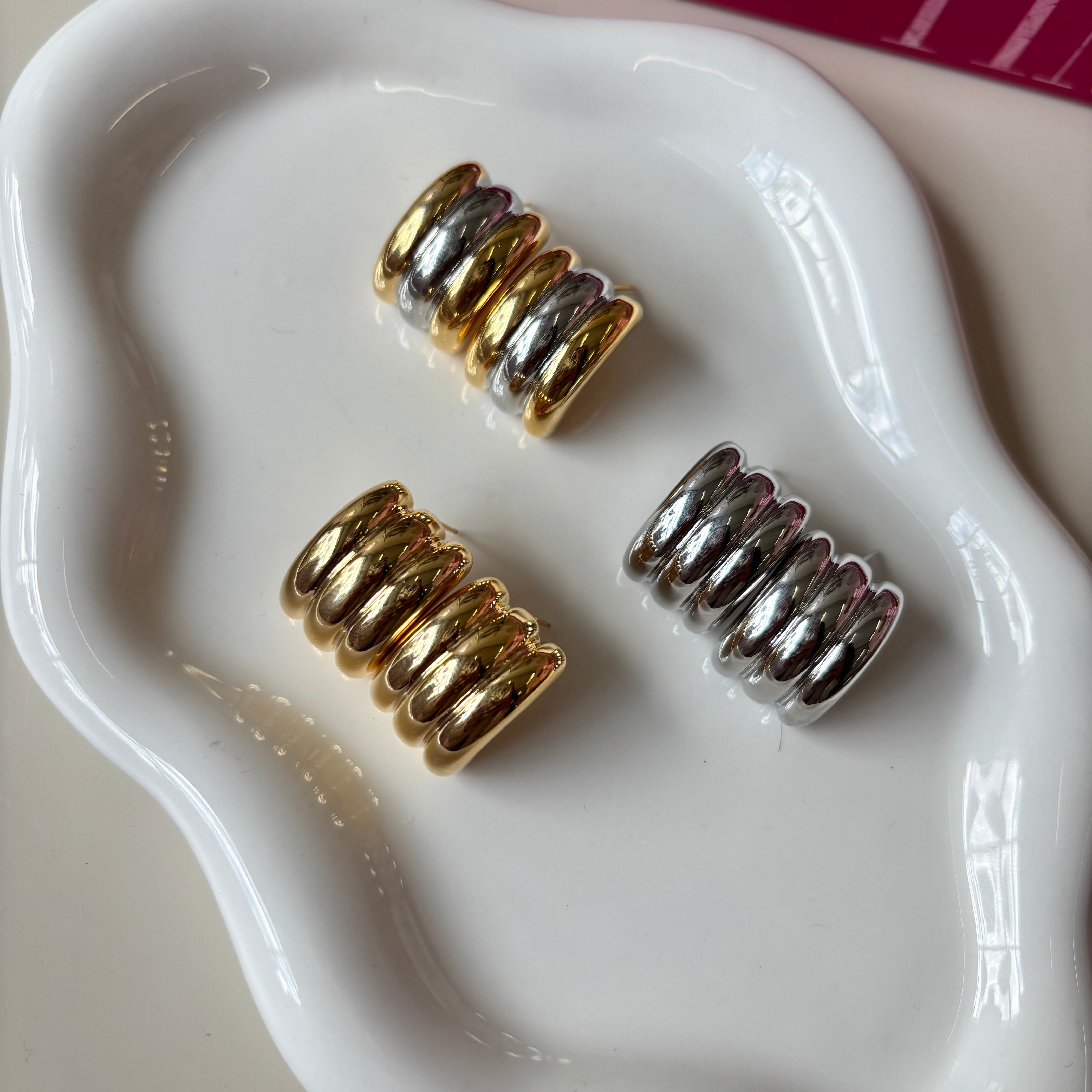 Puffed Lines Earrings