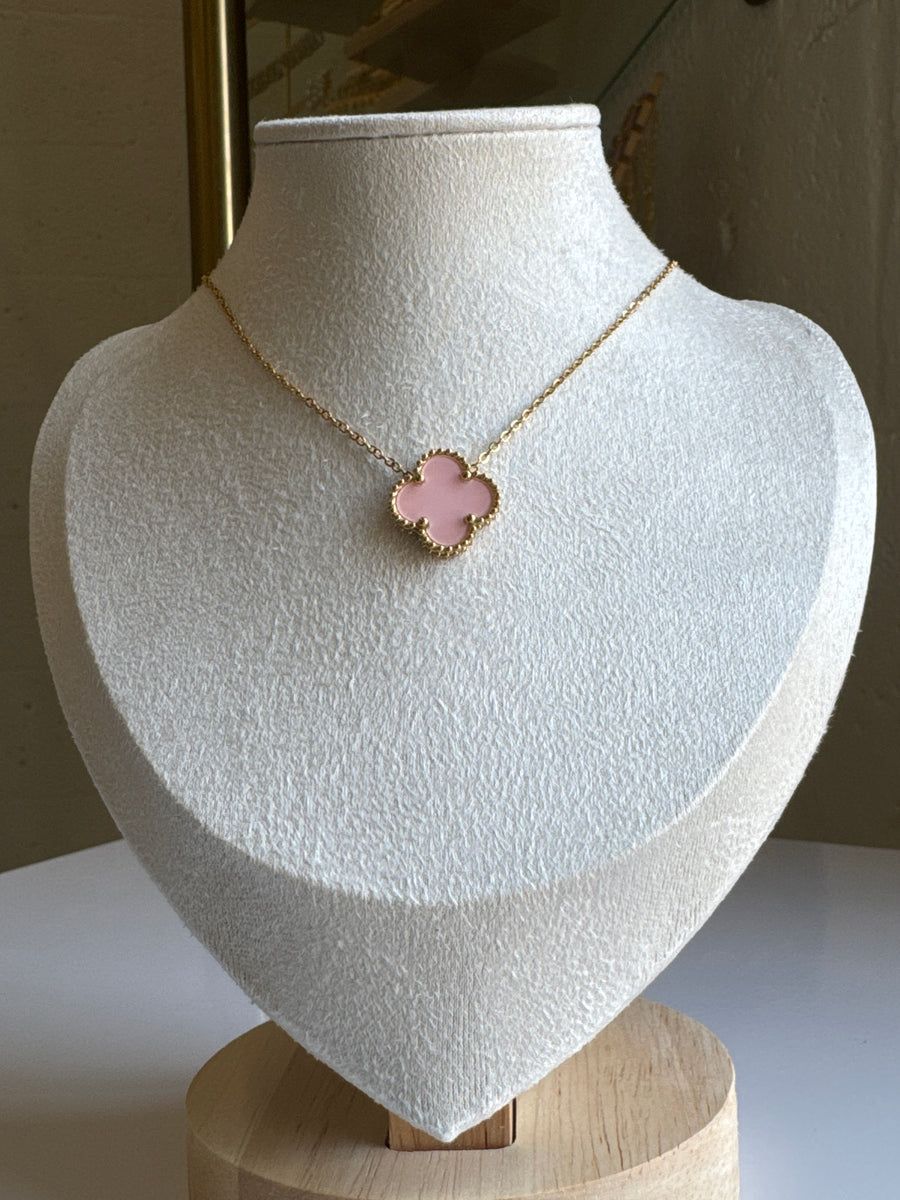 Single Clover Necklace