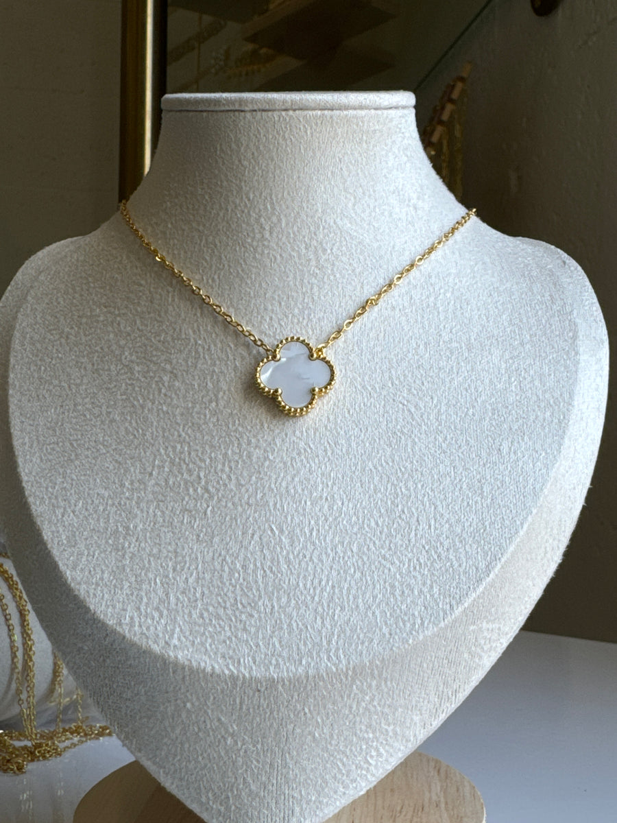 Single Clover Necklace