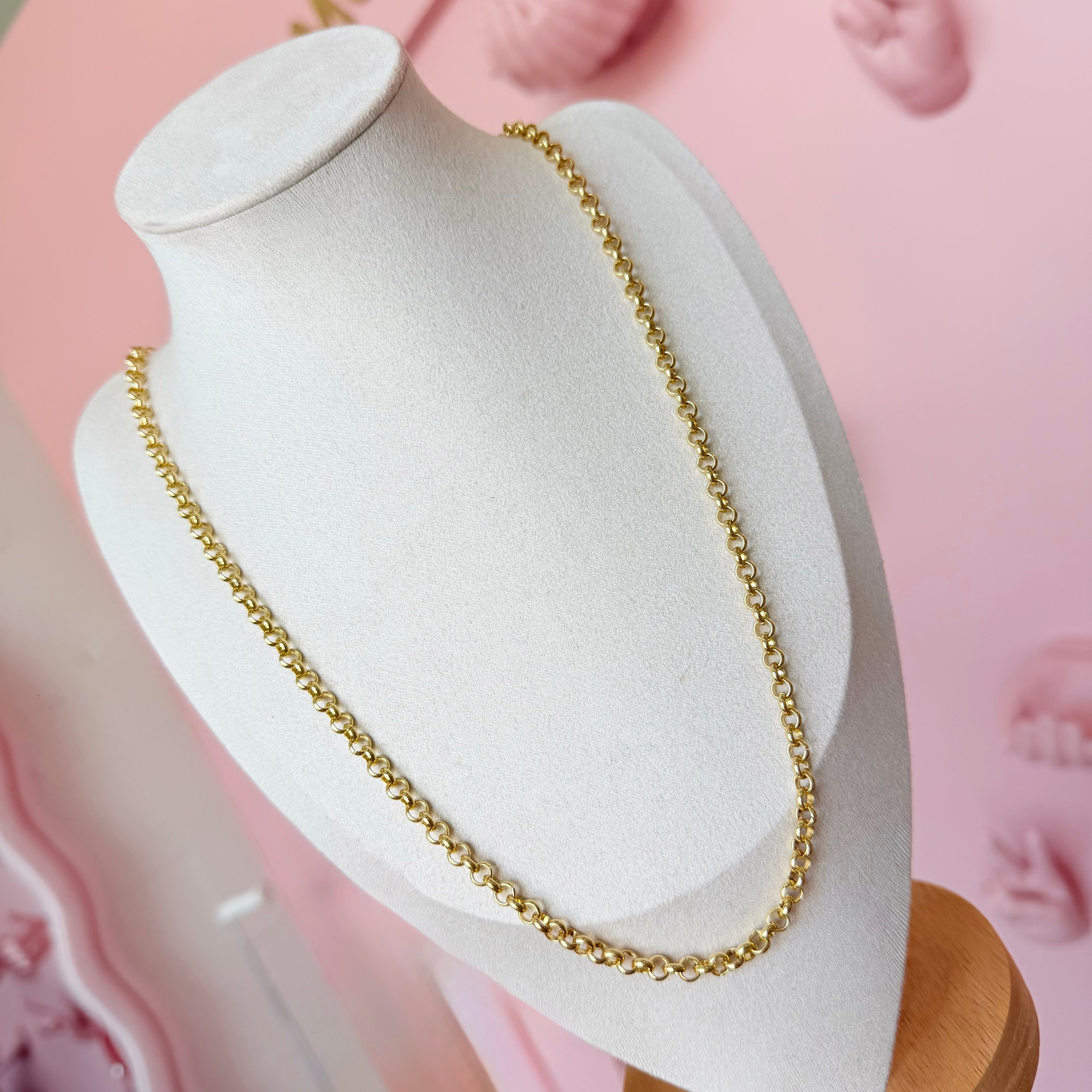 Signature Long Chain Collection
