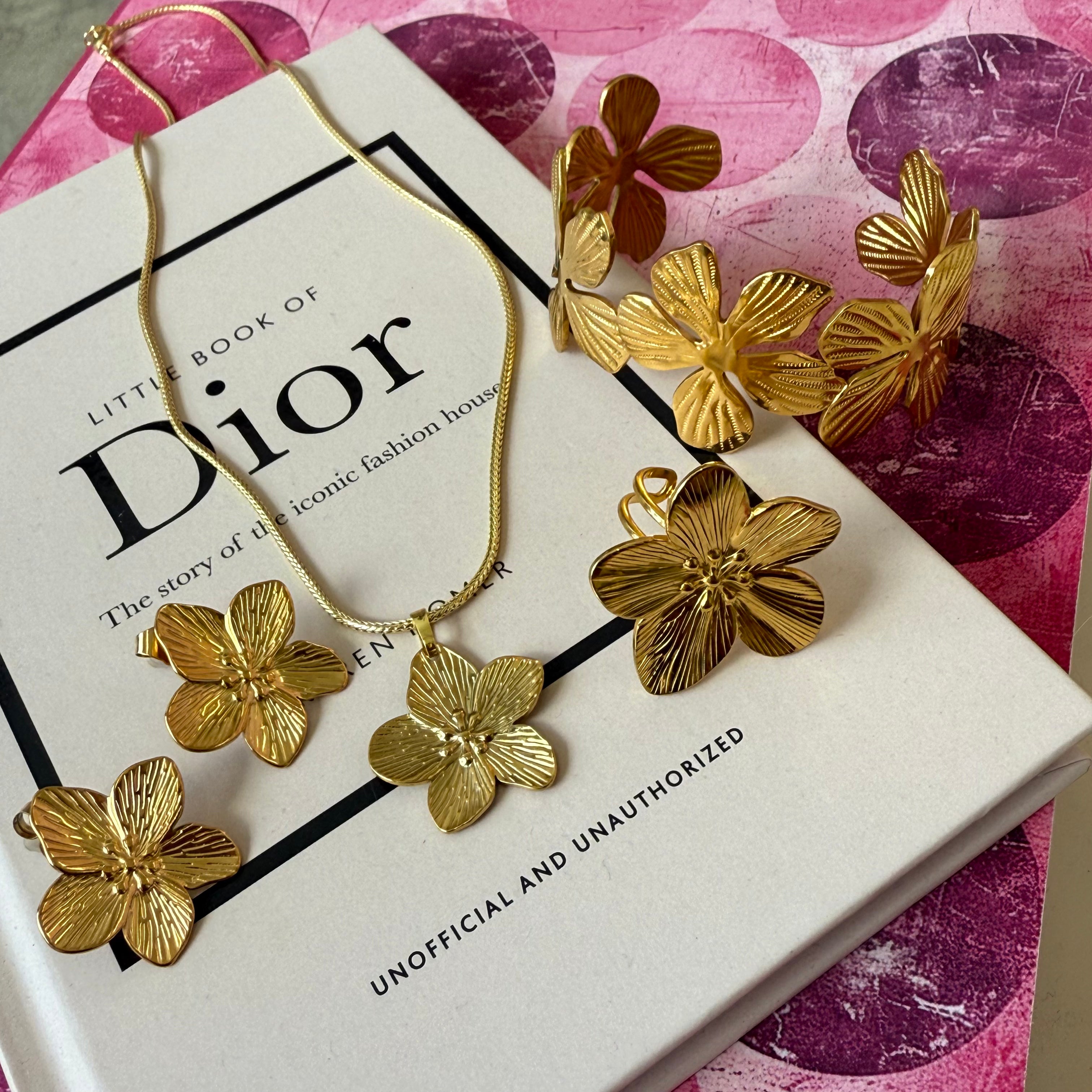 Gold Flower Set