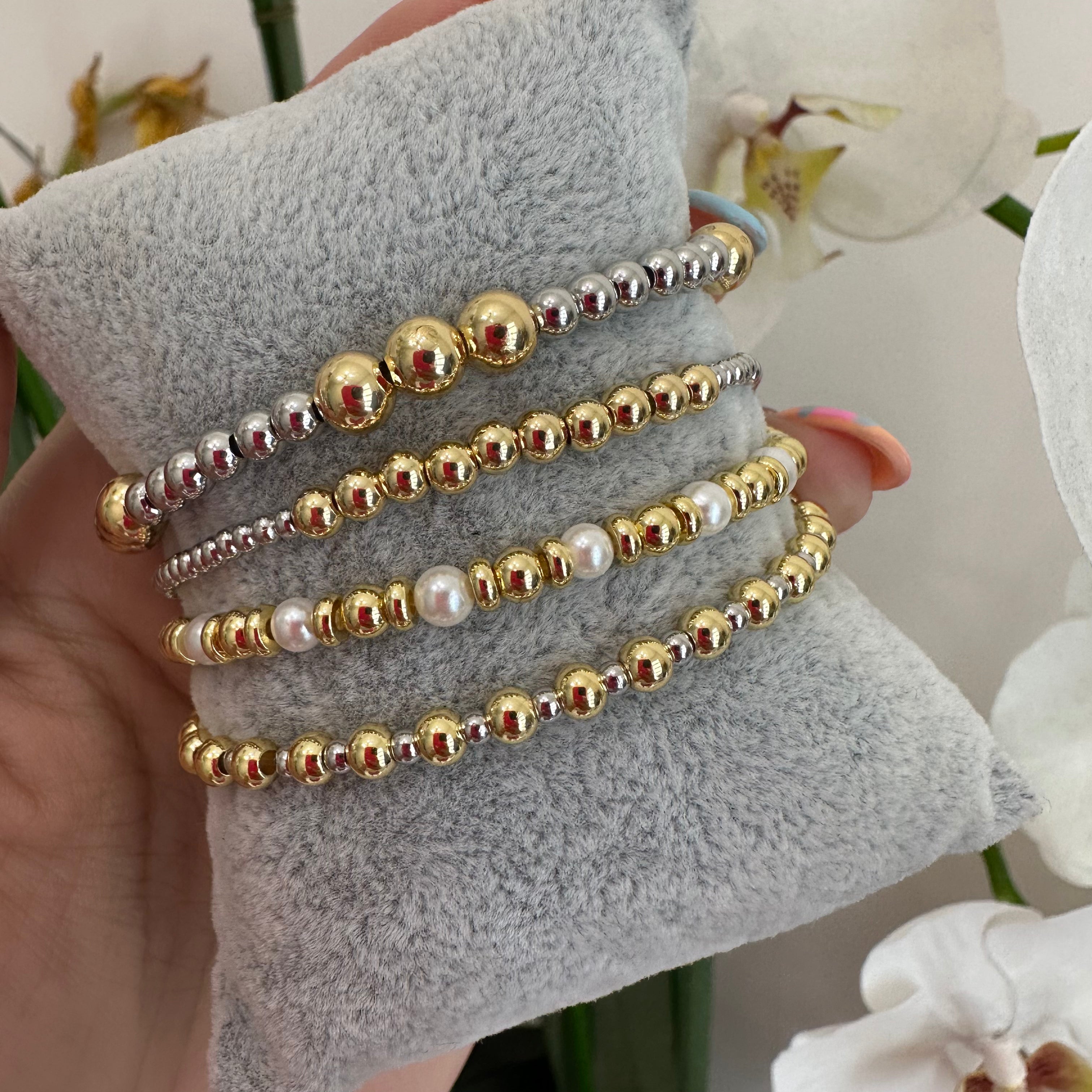 Mix Gold Silver and Pearls Bracelet