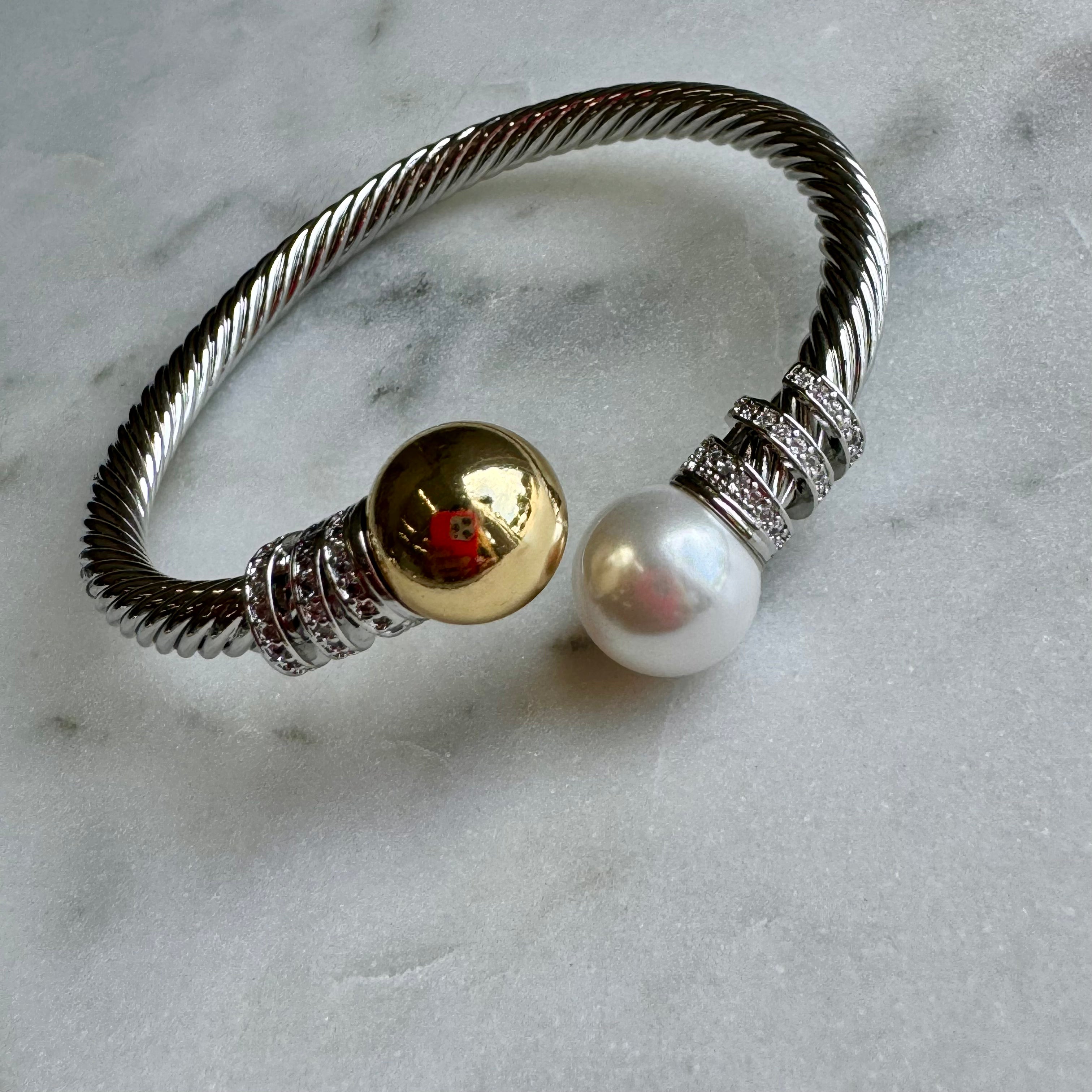 Cable Pearl and Gold Bracelet