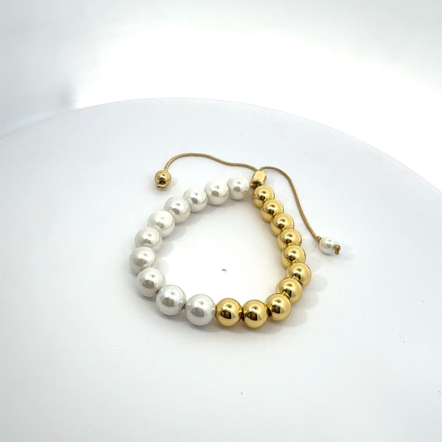 Pearls Adjustable Bracelet