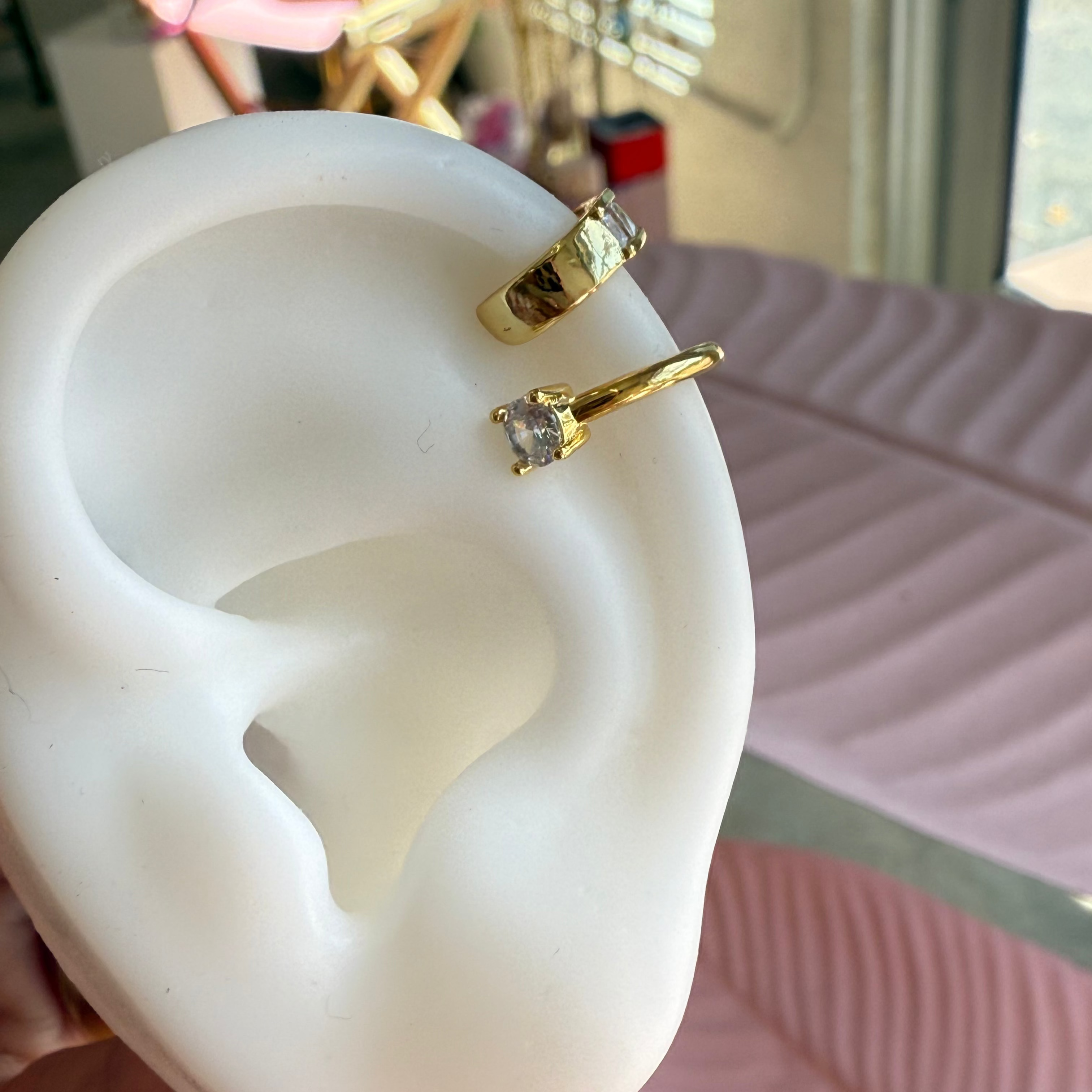 Single Diamond Earcuff