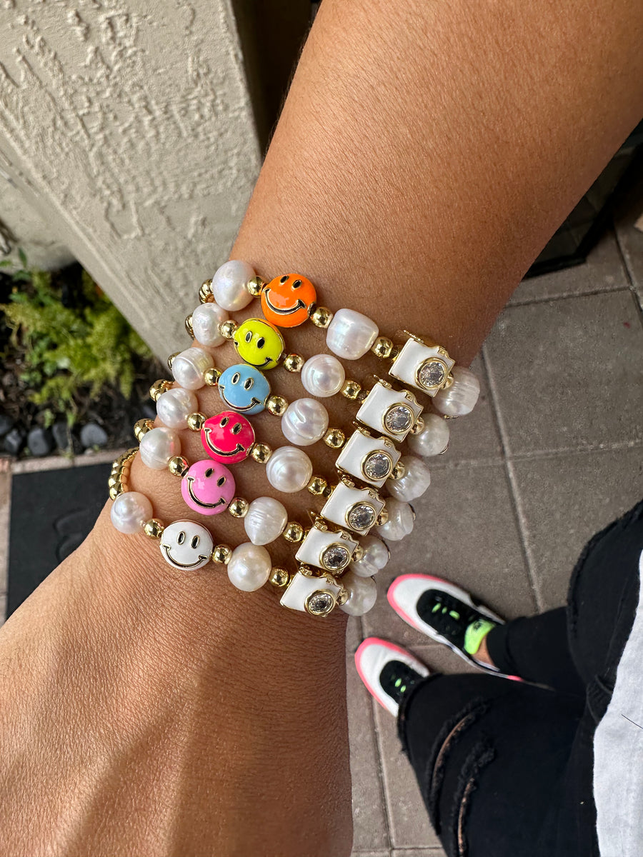 Pearl Smiley Face Bracelet