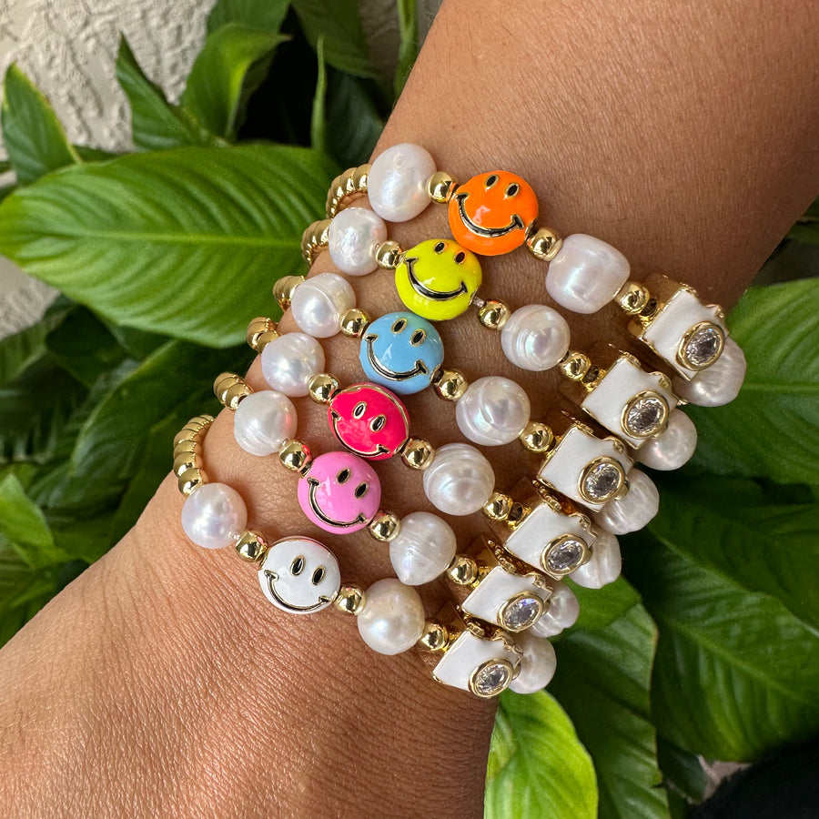 Pearl Smiley Face Bracelet