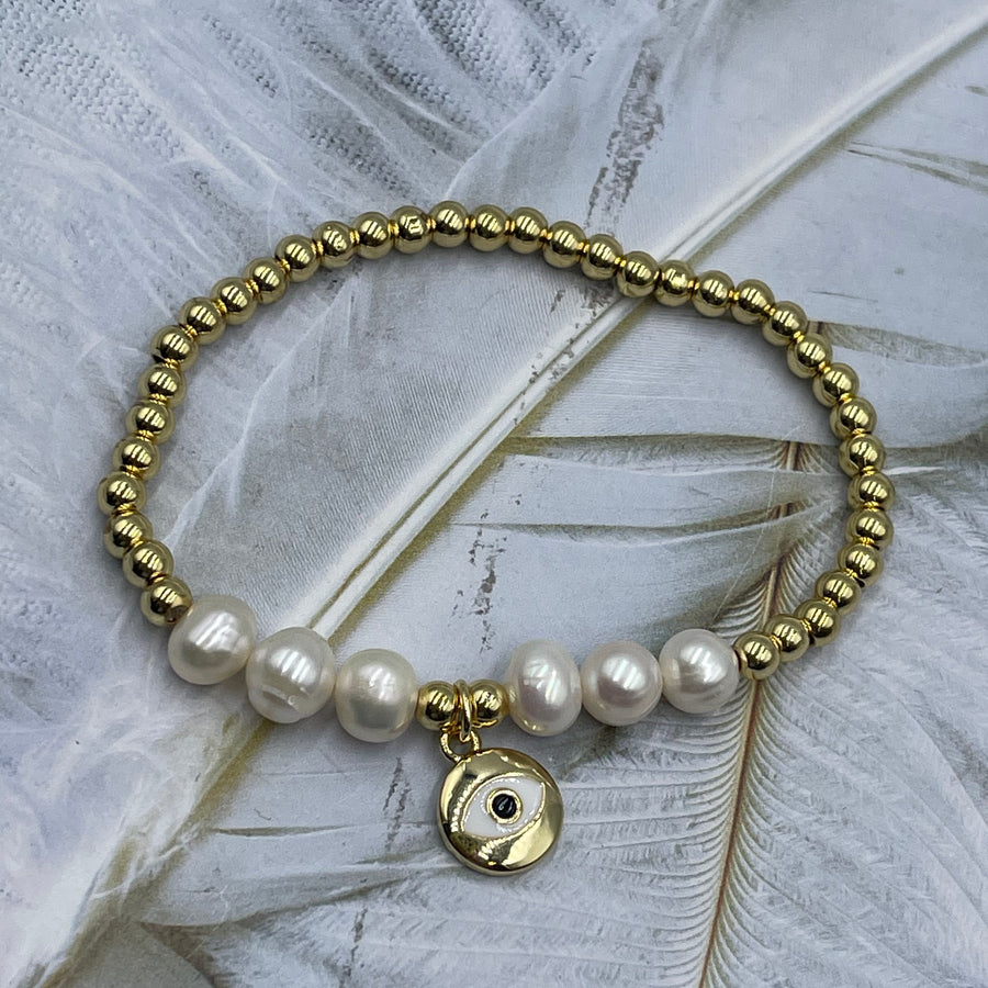 Pearls and Gold beads Bracelet