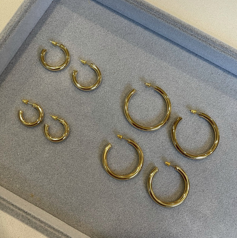 Basic Chunky Gold Hoops