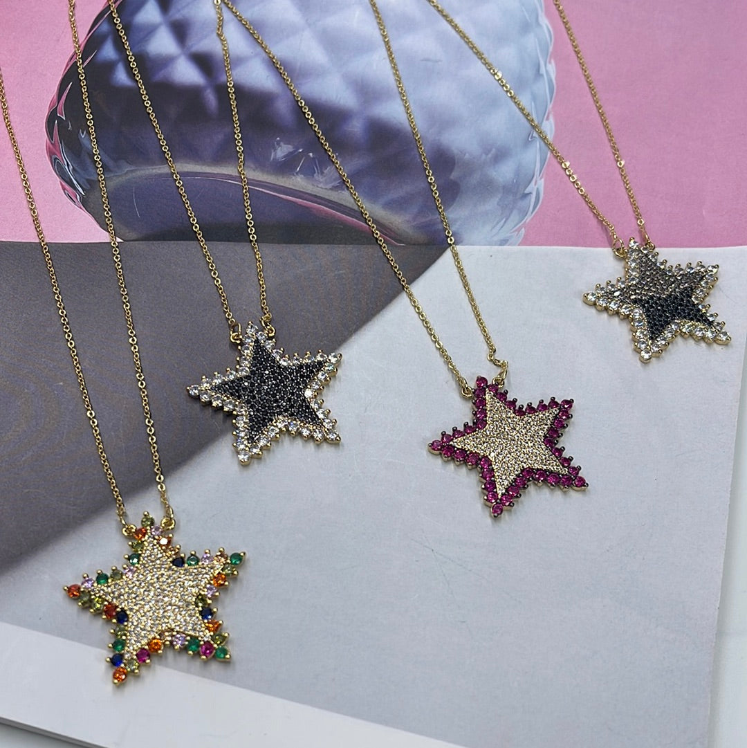 Frame Star Necklace