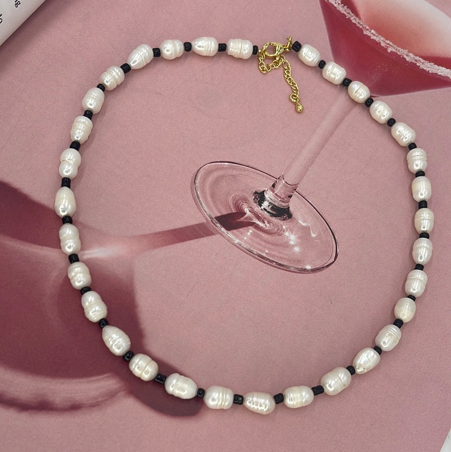 Summer Pearl Necklace