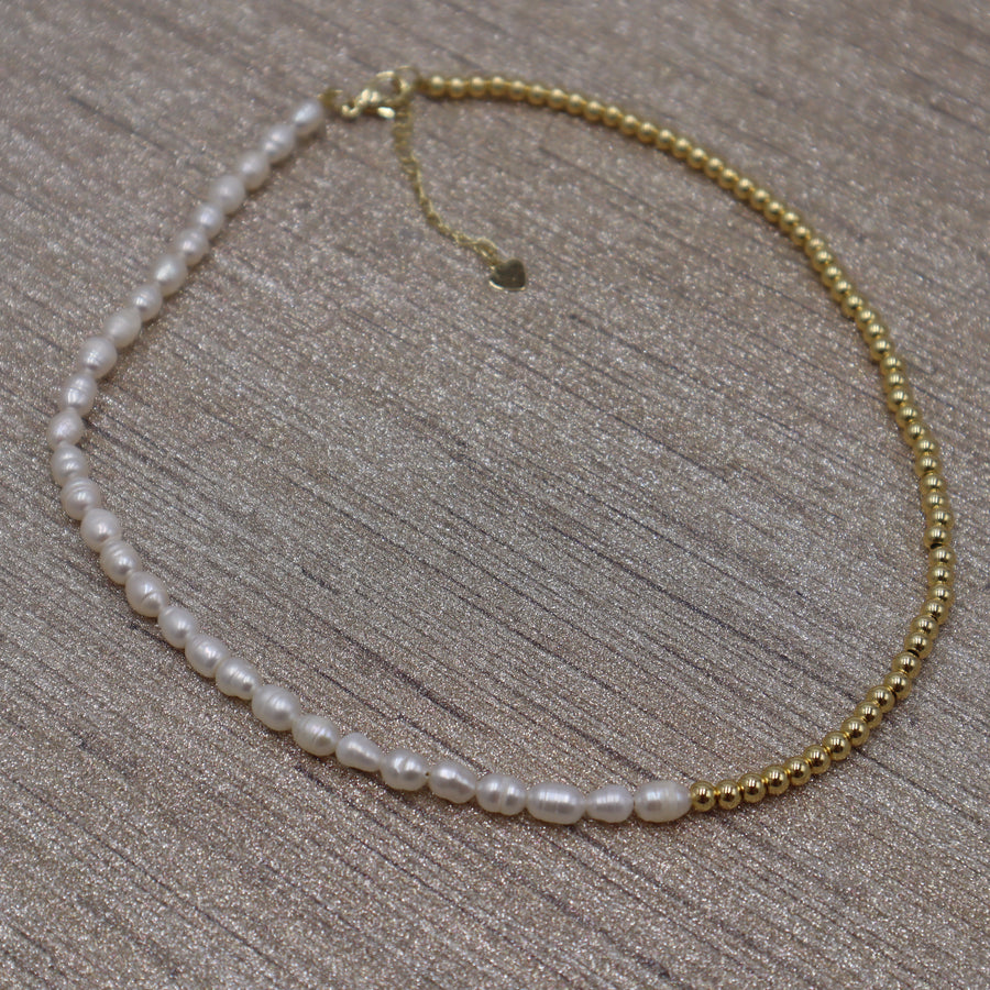 Pearl and Gold Beads Necklace