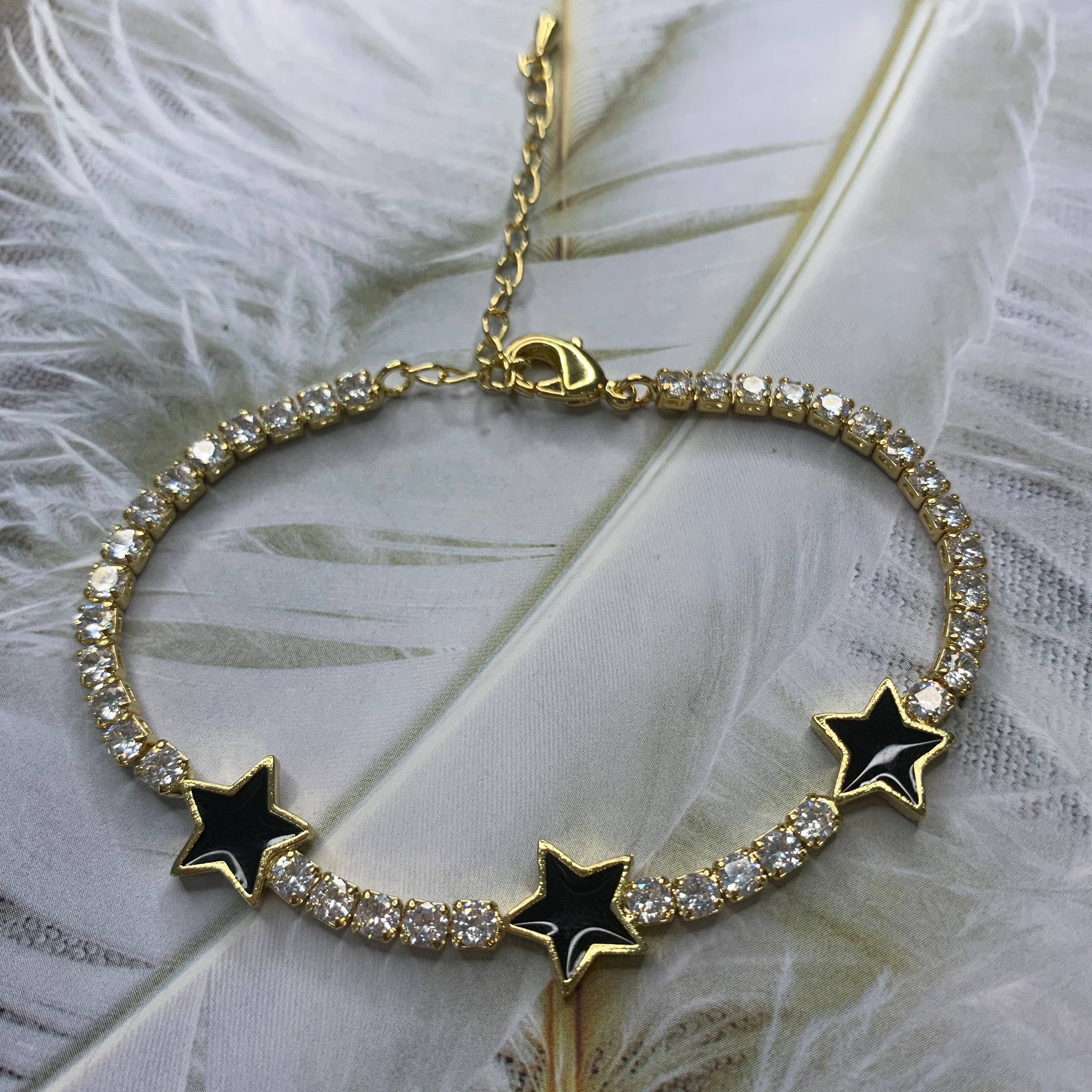 White Crystals and Stars Bracelet