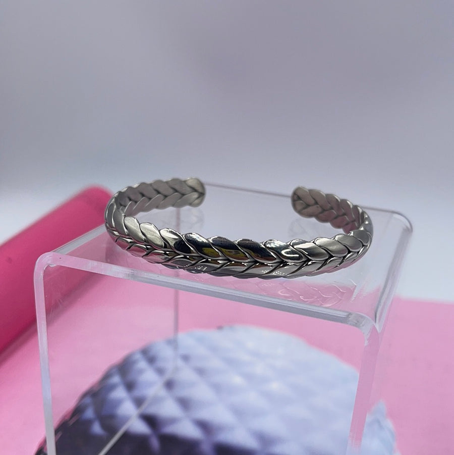 Leaves Cuff Bracelet