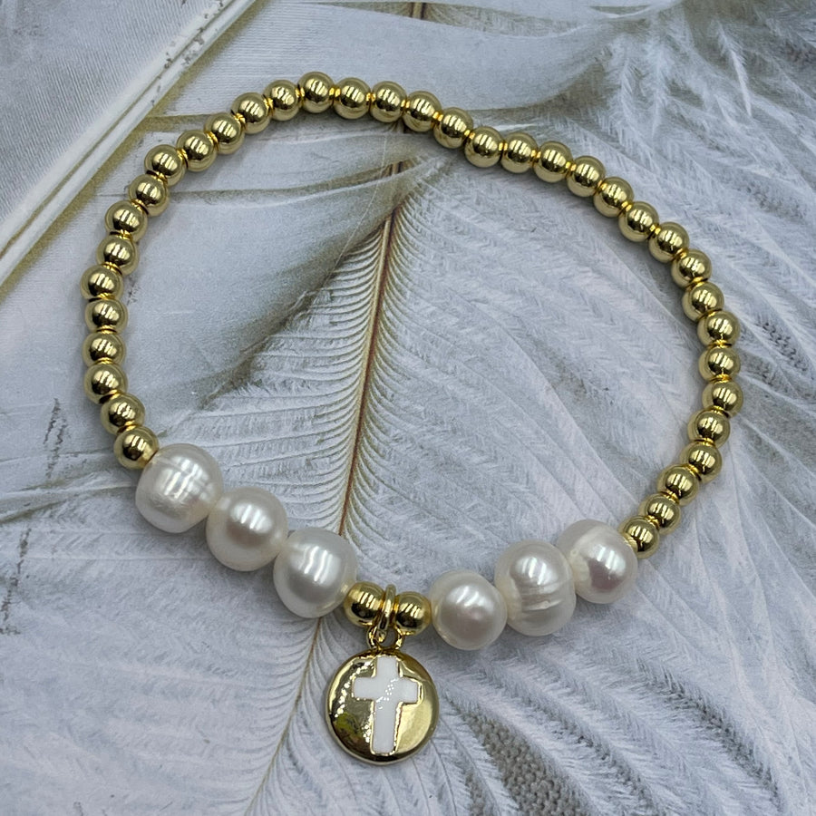 Pearls and Gold beads Bracelet