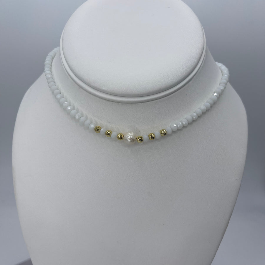 Single Pearl Crystal Choker