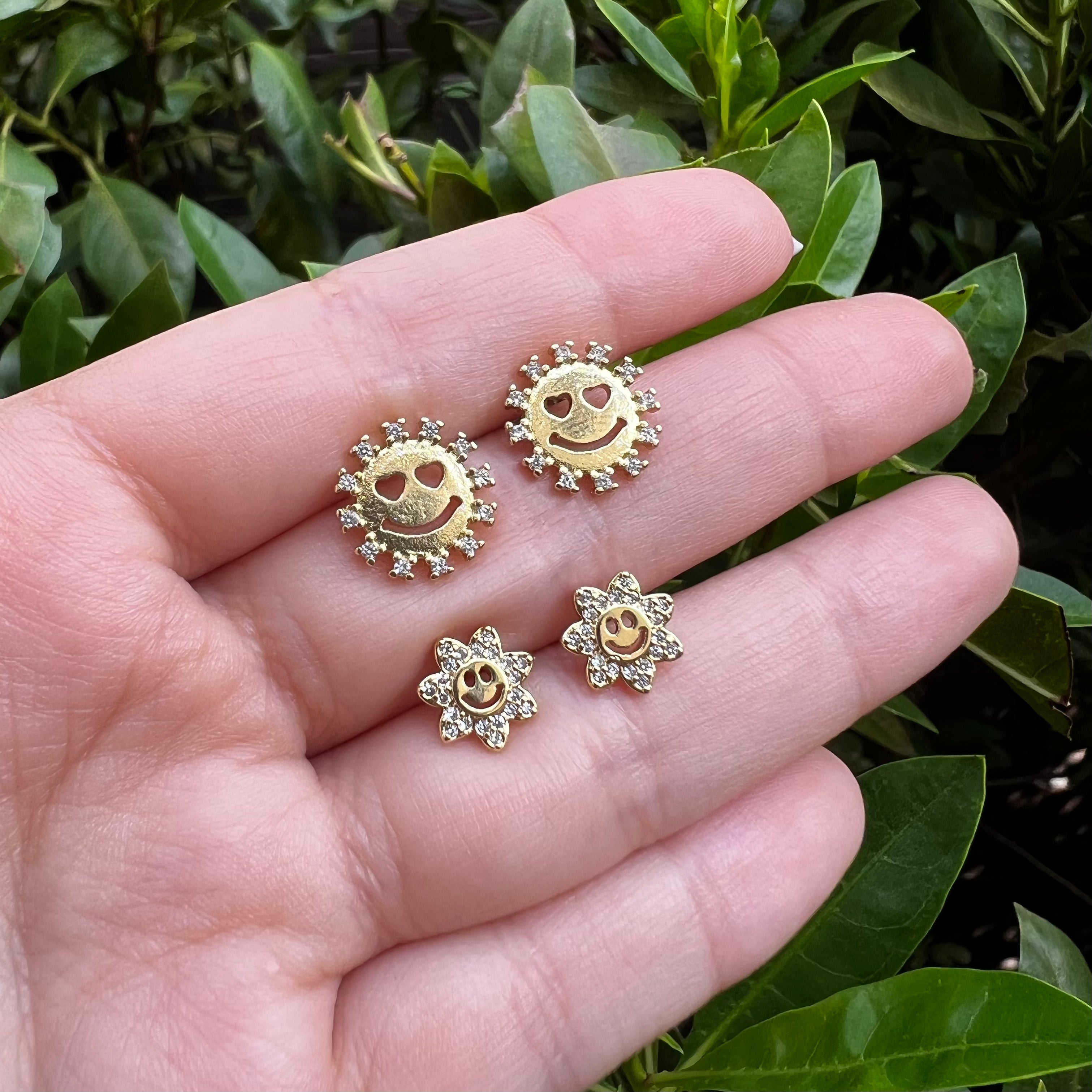 Cute Smiley Face Earrings