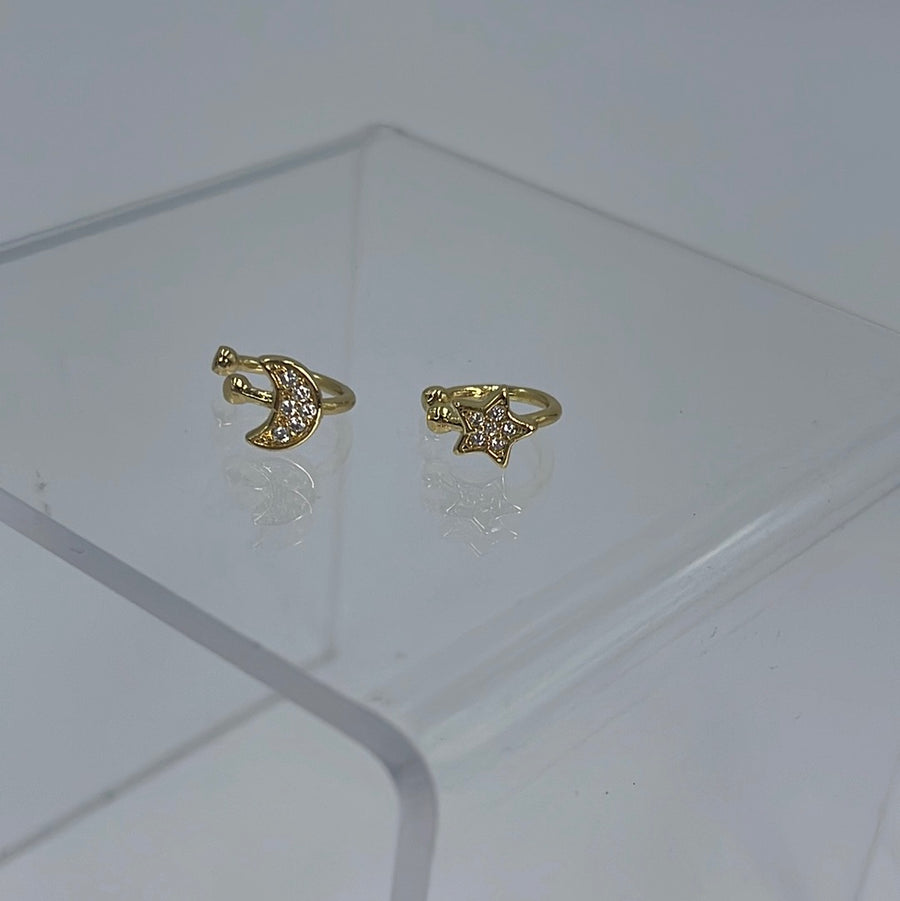 White Shape Earcuff