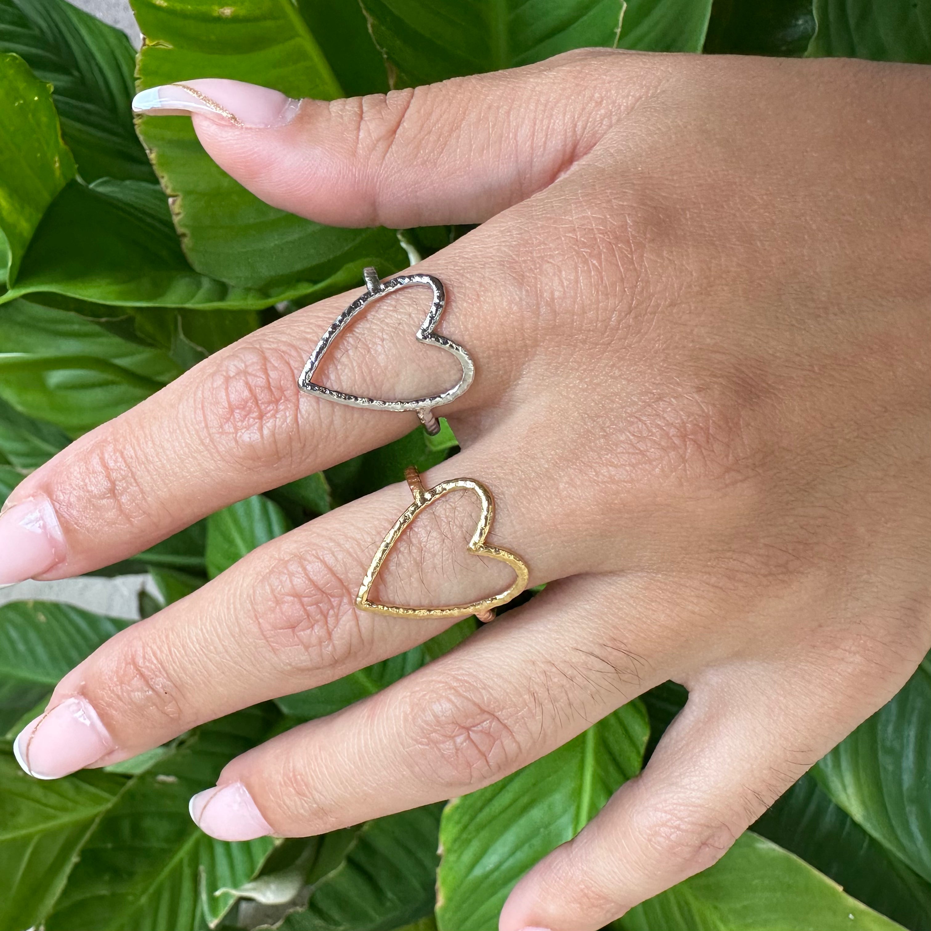 Fantasy Plain Hearts Ring