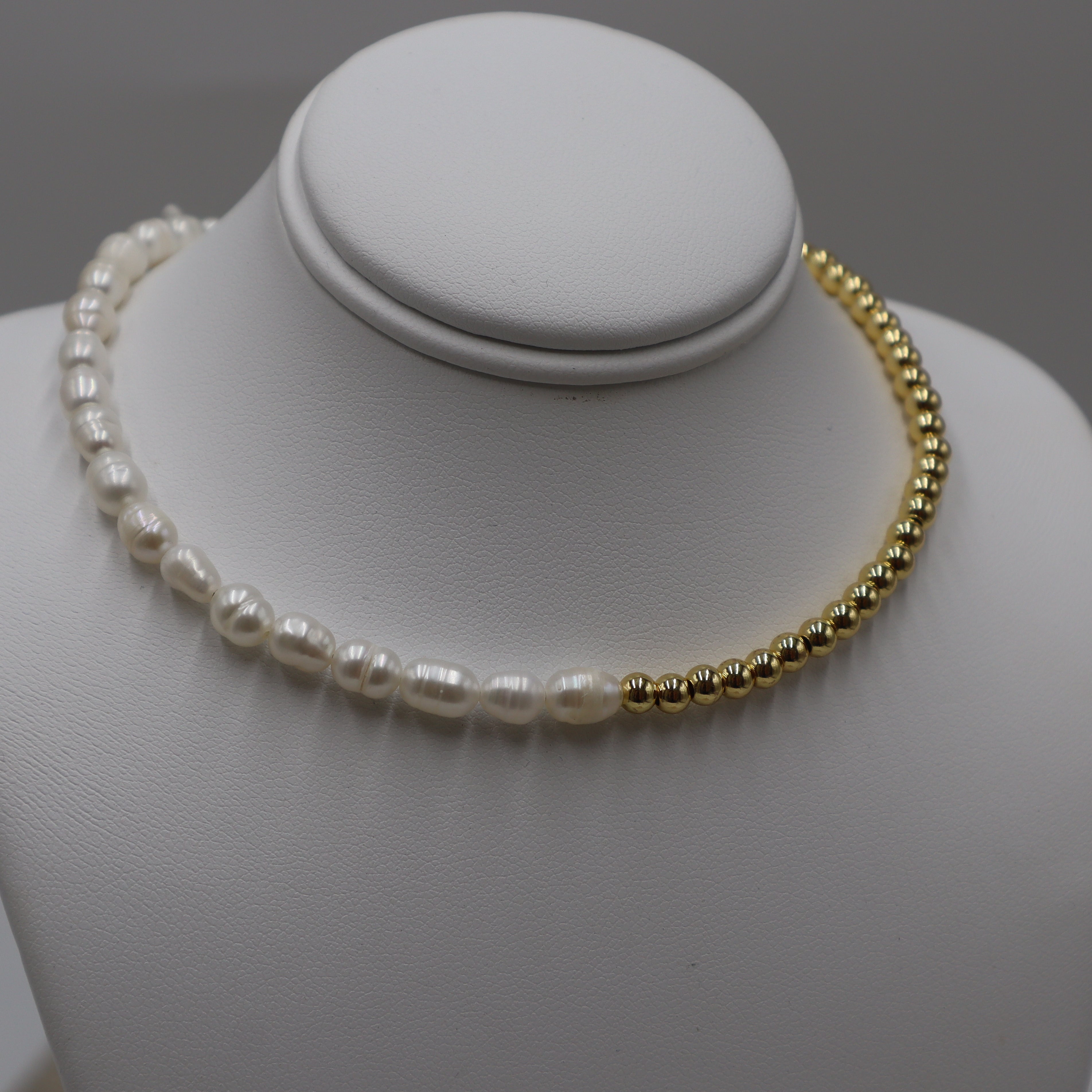 Pearl and Gold Beads Necklace