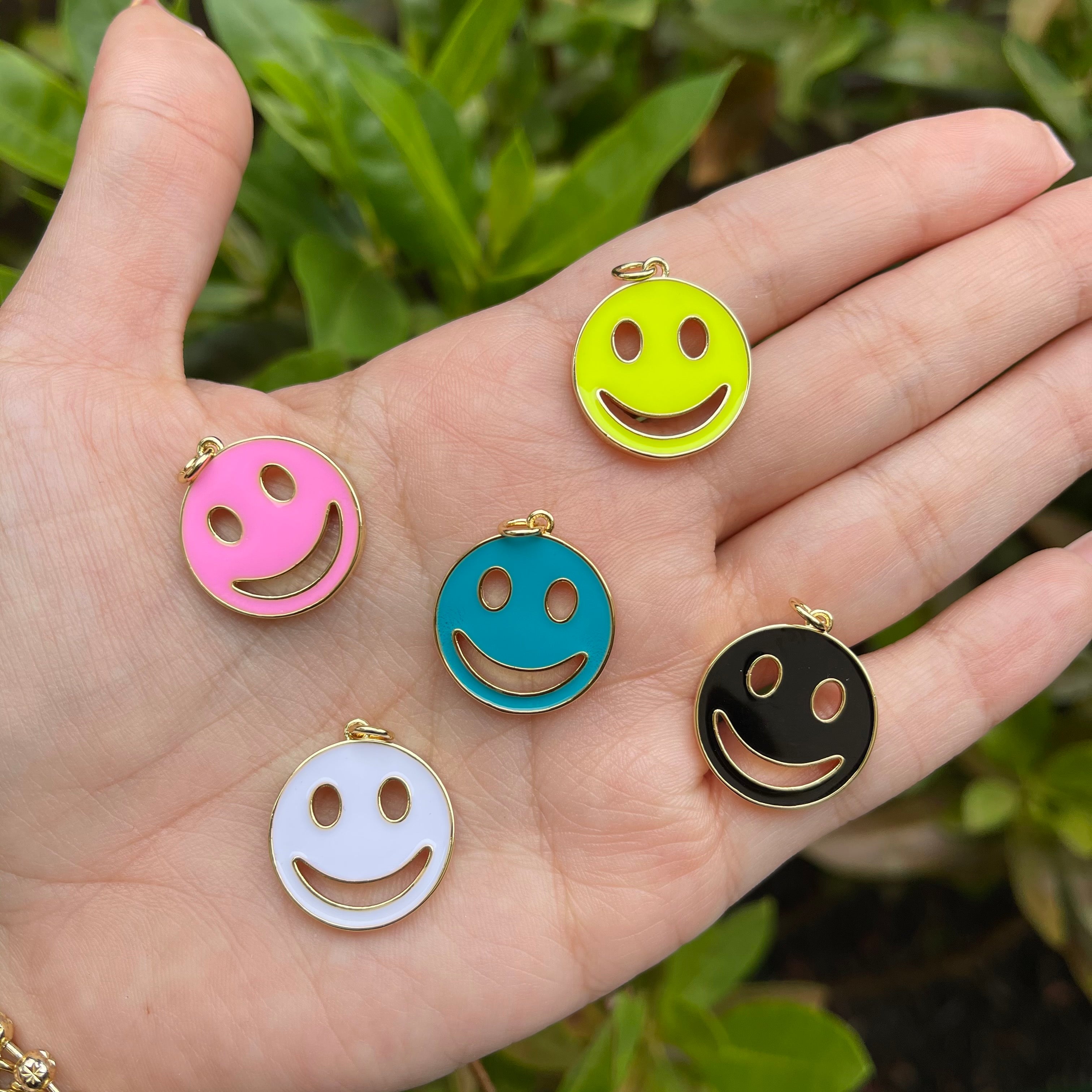 Big Smile Face Colors Charm