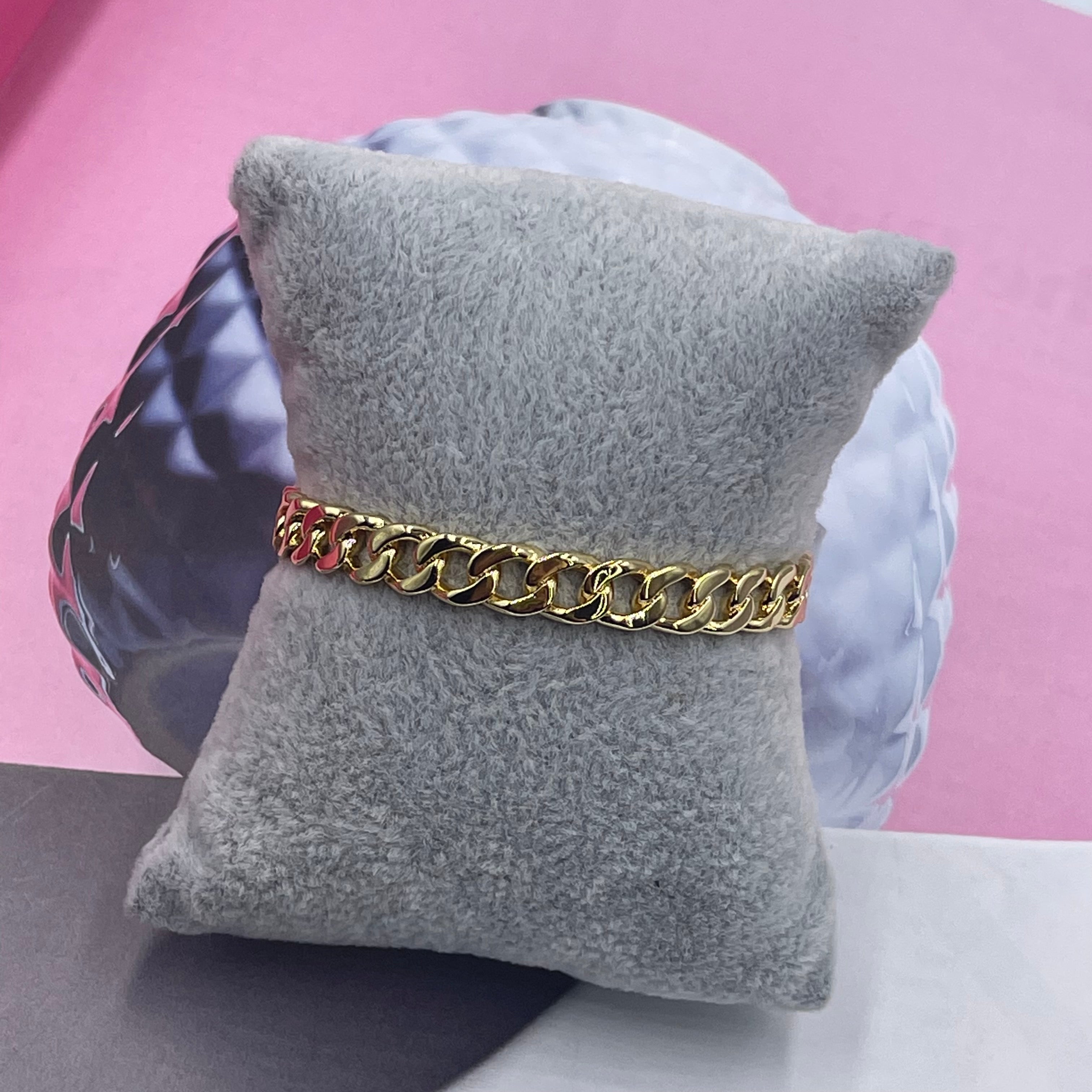 Chain Plain Cuff