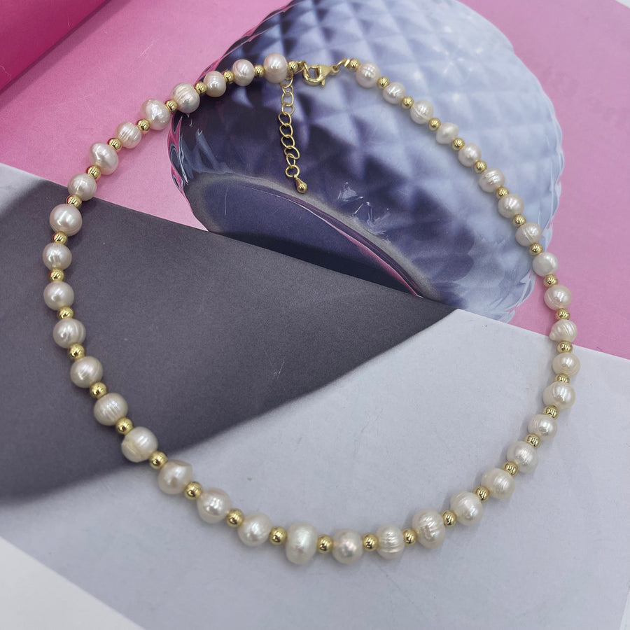 Classic Pearls Necklace