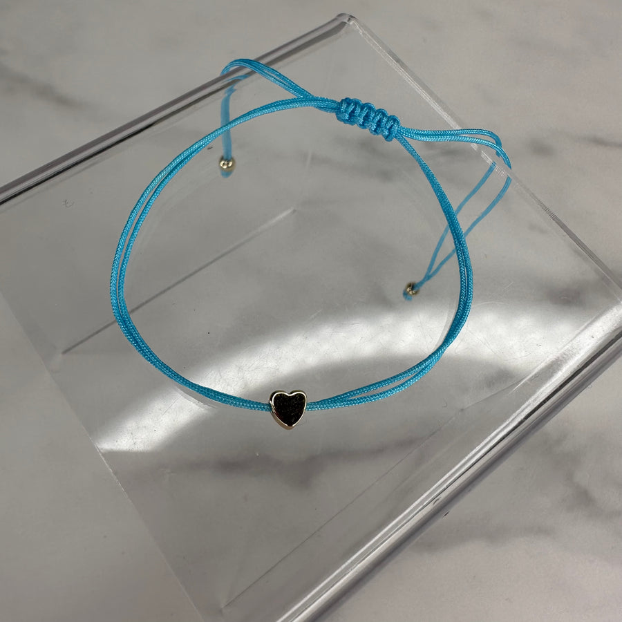 Heart Thread Bracelet