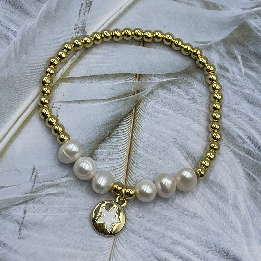 Pearls and Gold beads Bracelet